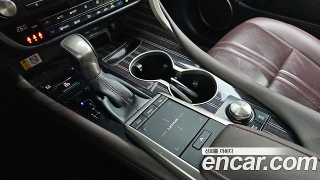 Лексус RX450h 2022 — миниатюра 12