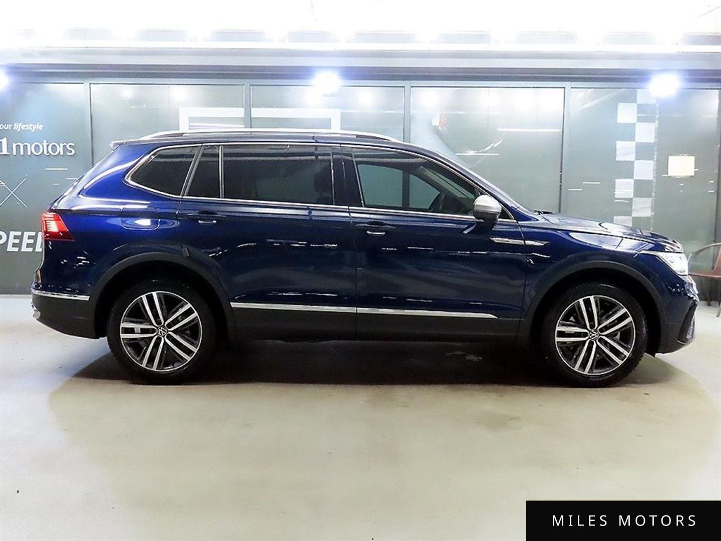 Volkswagen Tiguan 2023 — миниатюра 3