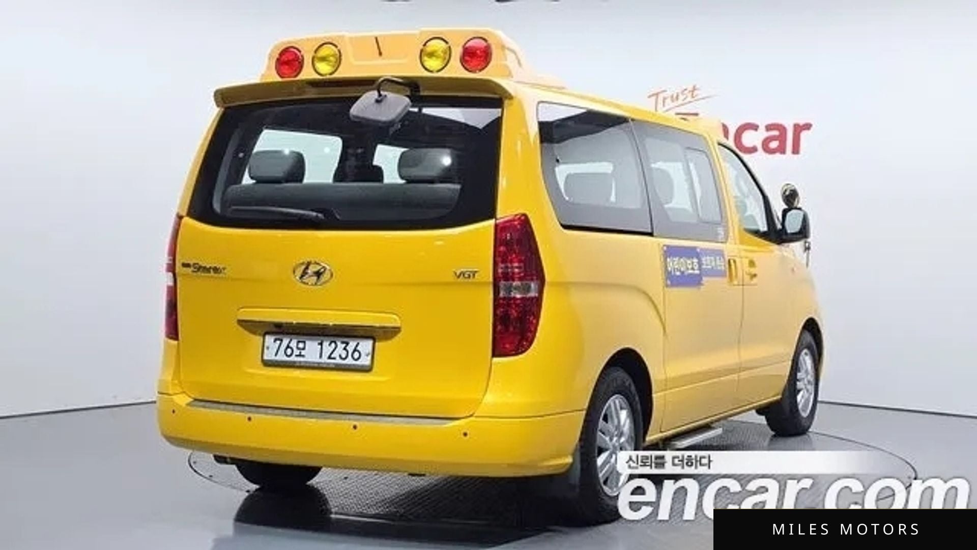 Hyundai Starex 2018 — фото 1 из 12