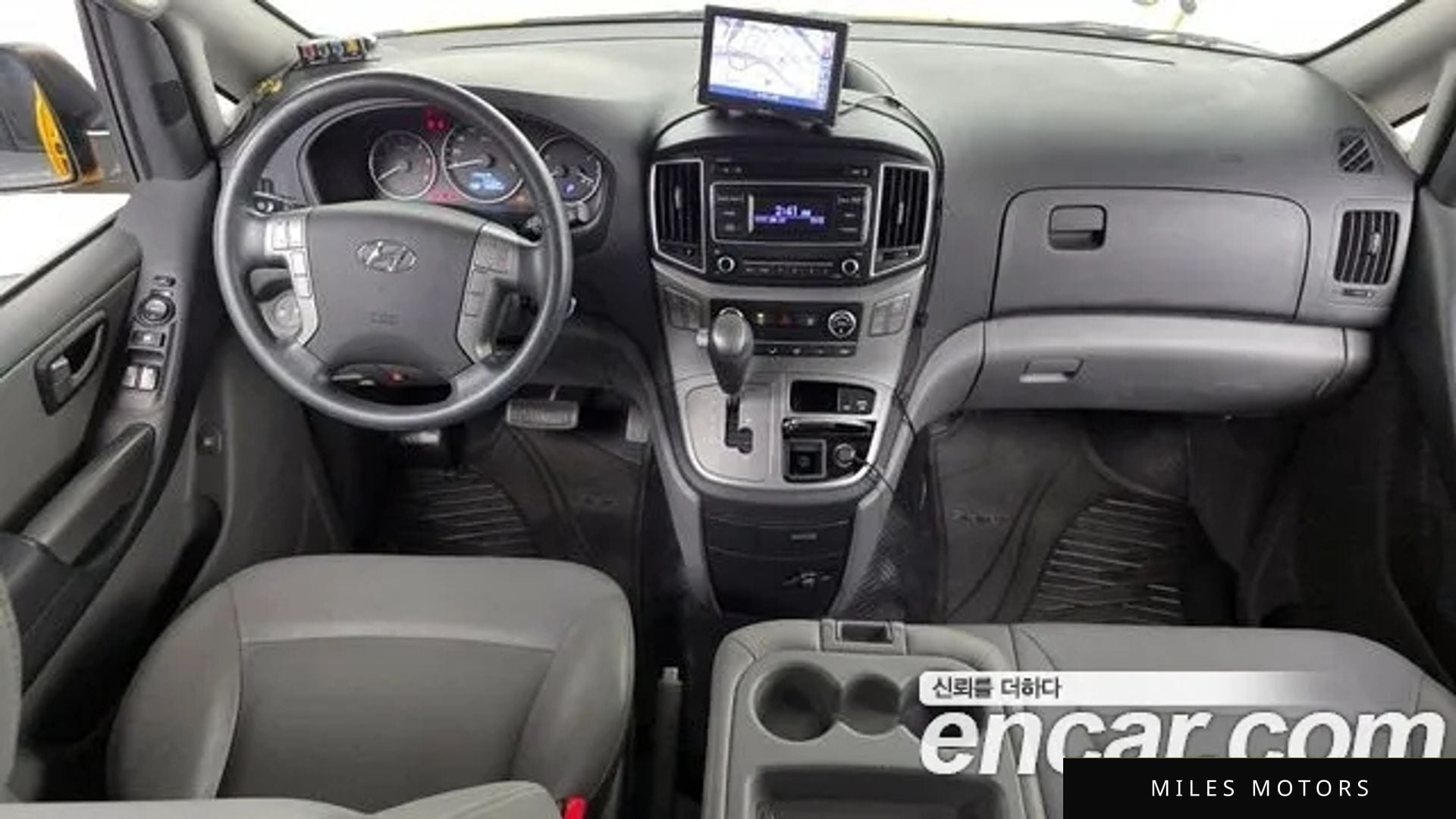 Hyundai Starex 2018 — миниатюра 9