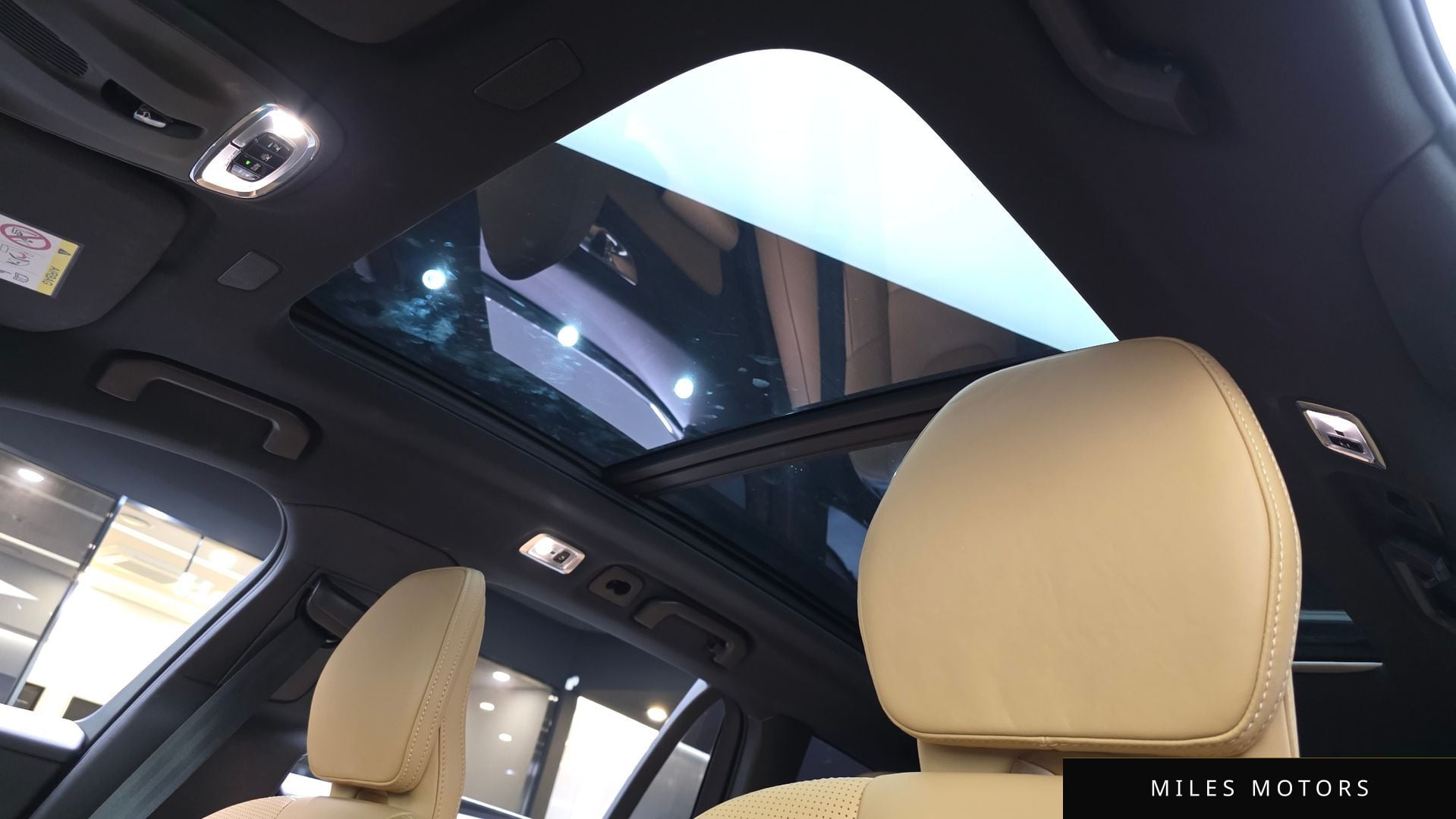 Volvo V60 크로스컨트리 2021 — миниатюра 25