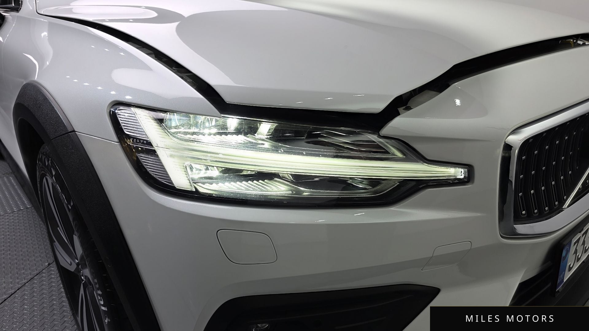 Volvo V60 크로스컨트리 2021 — миниатюра 8
