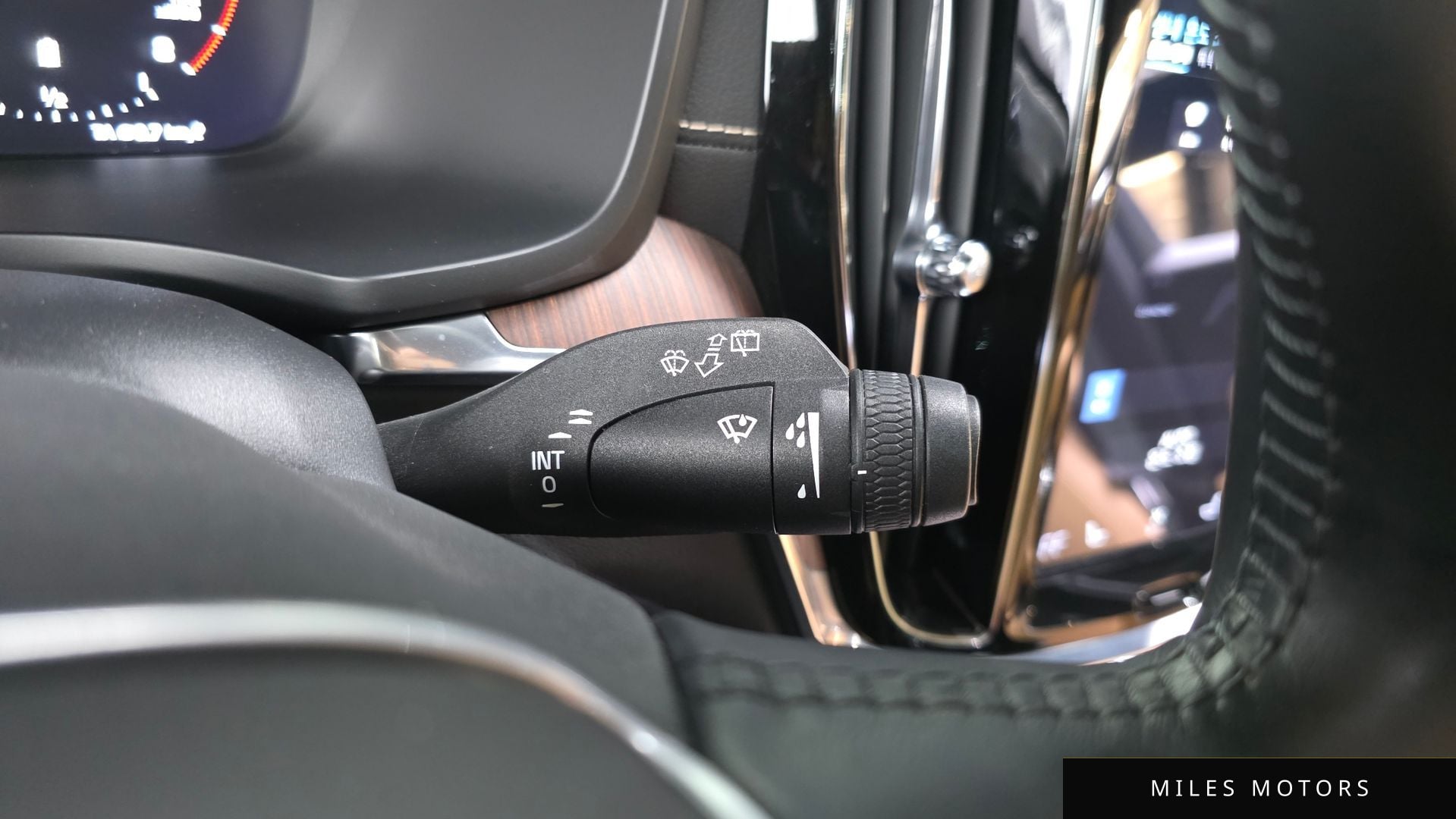 Volvo V60 크로스컨트리 2021 — миниатюра 34