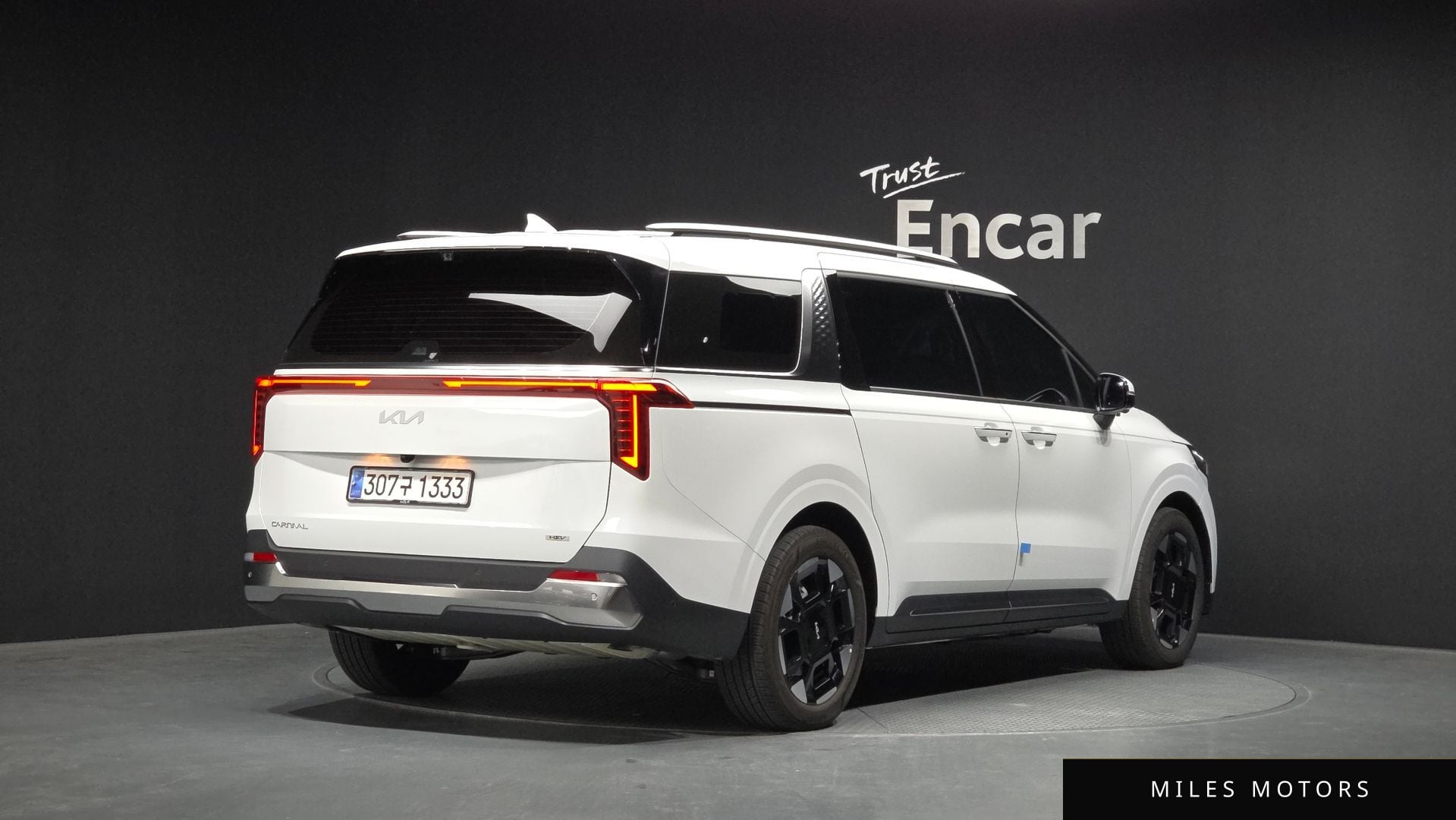 Kia Canival 2024 — миниатюра 2