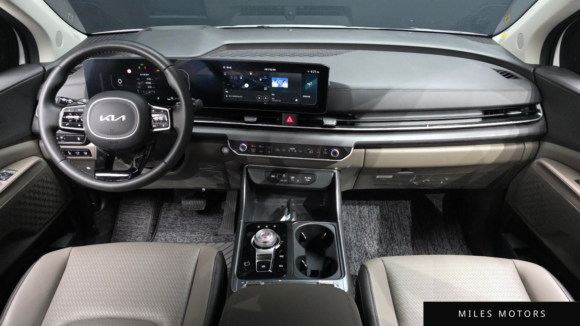 Kia Canival 2024 — миниатюра 10