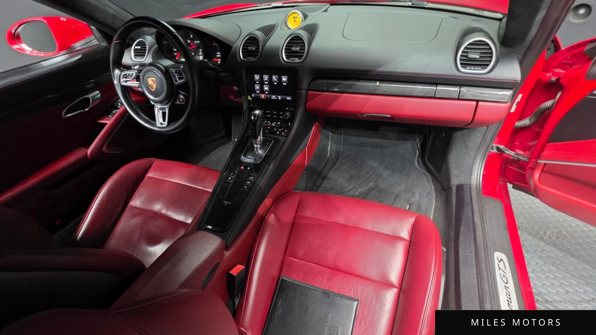 Porsche 718 카이맨 2019 — миниатюра 9