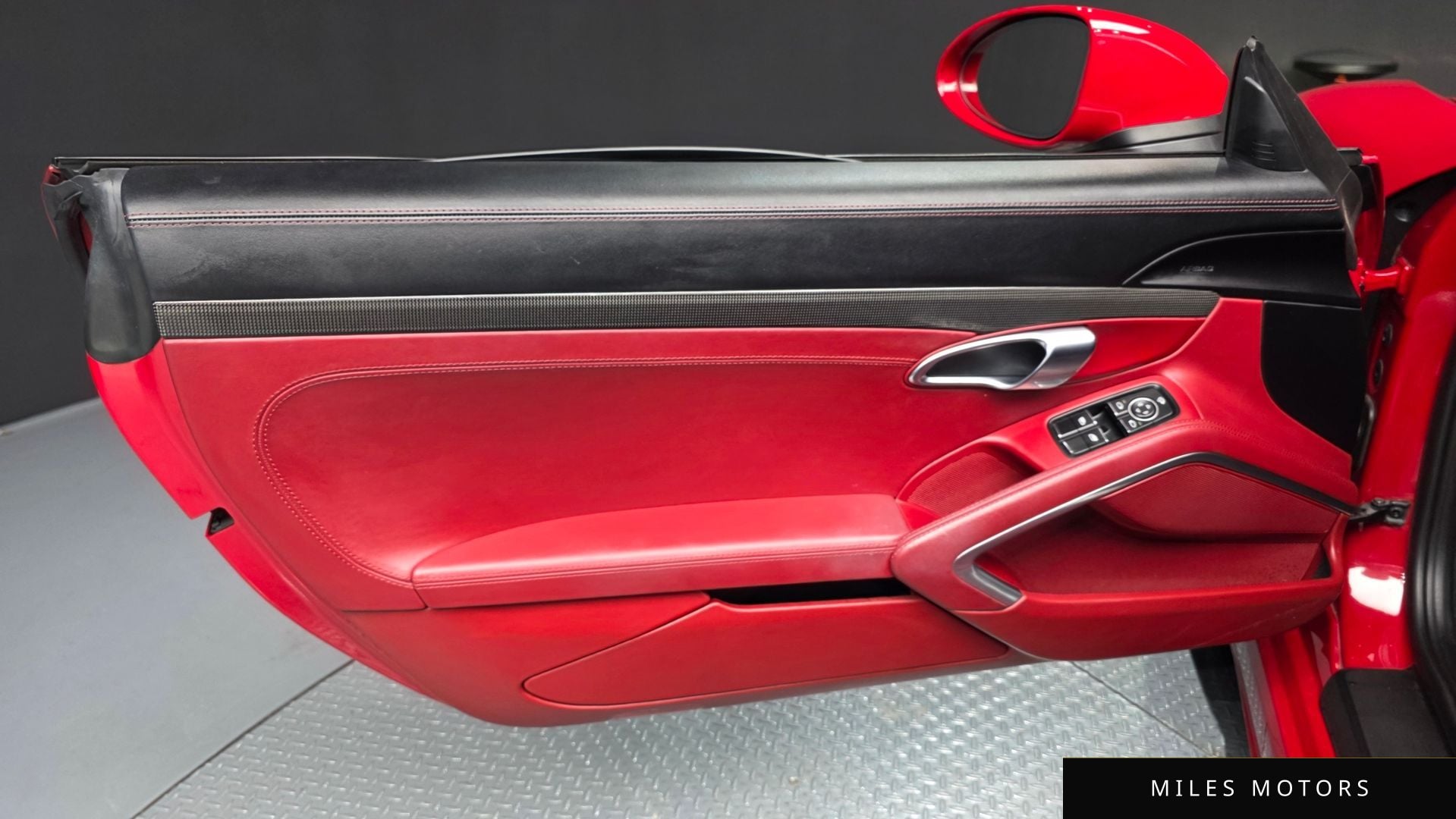 Porsche 718 카이맨 2019 — миниатюра 13