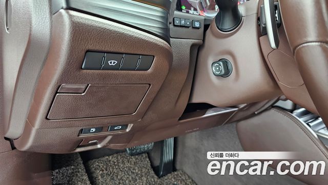 Лексус ES300h 2019 — миниатюра 13
