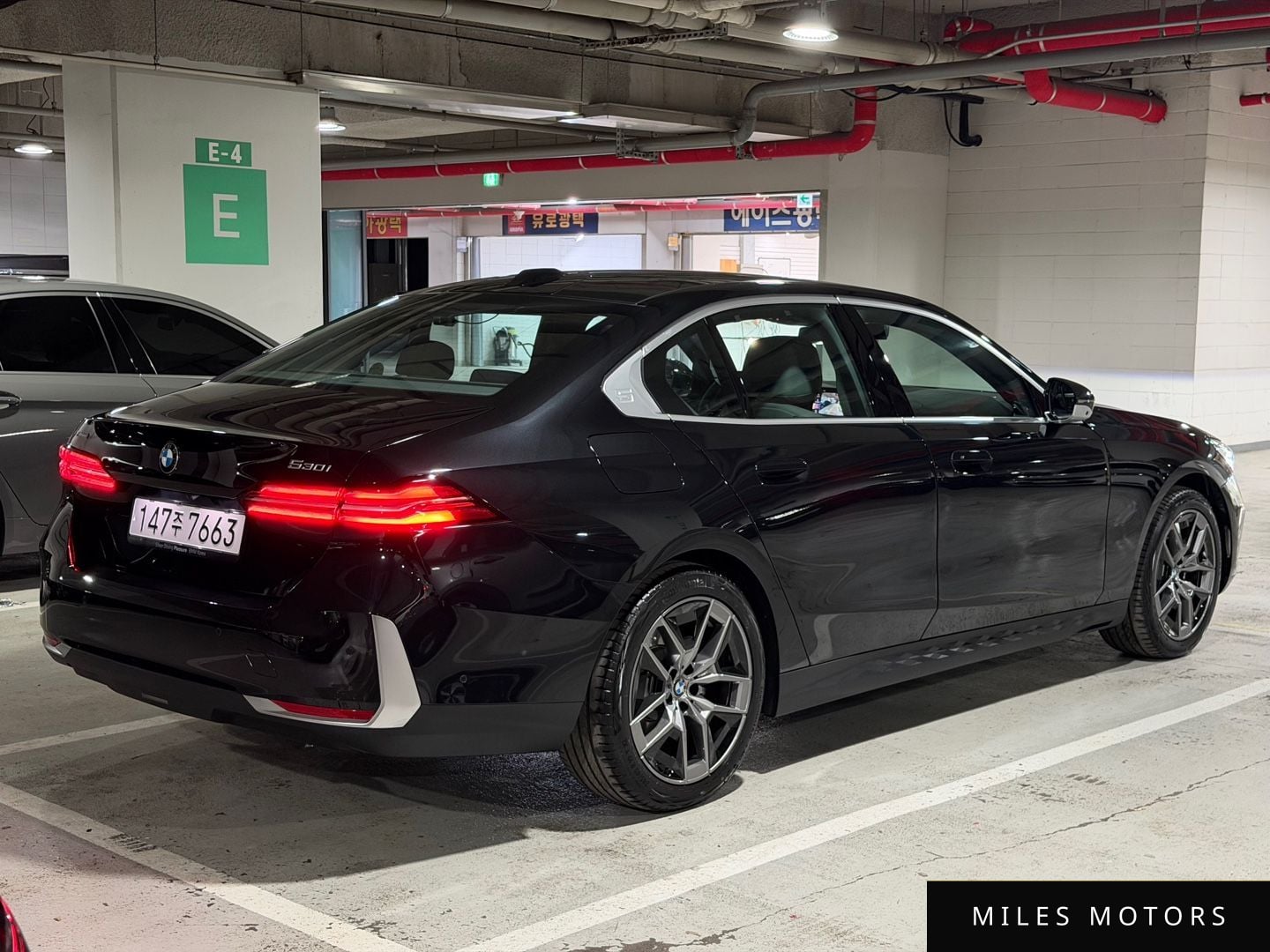 BMW 5 Series (G60) 2025 — миниатюра 2
