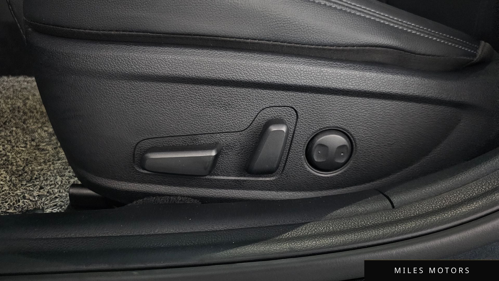 Hyundai 뉴 그랜저 IG 하이브리드 2022 — миниатюра 31