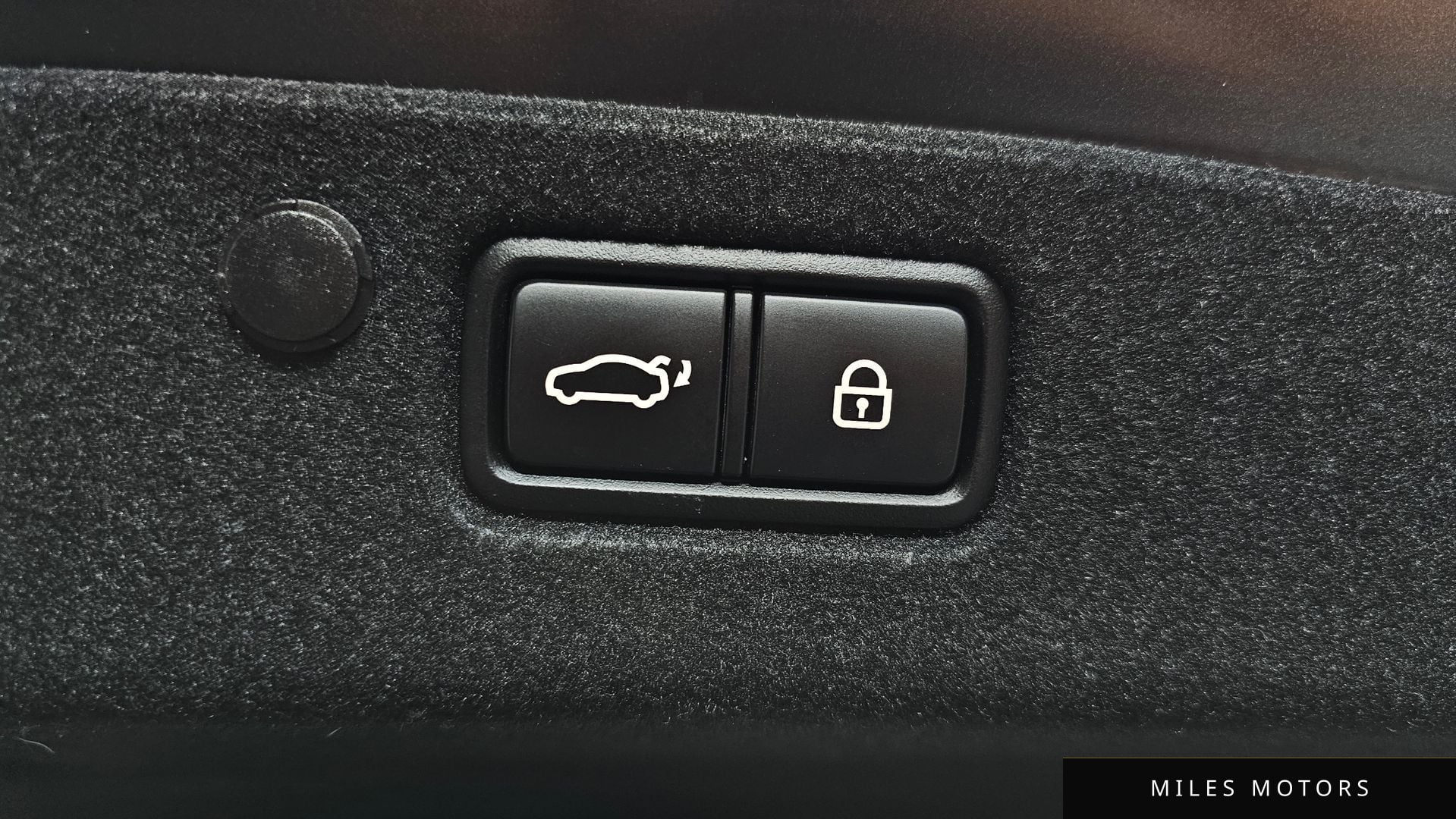 Hyundai 뉴 그랜저 IG 하이브리드 2022 — миниатюра 34
