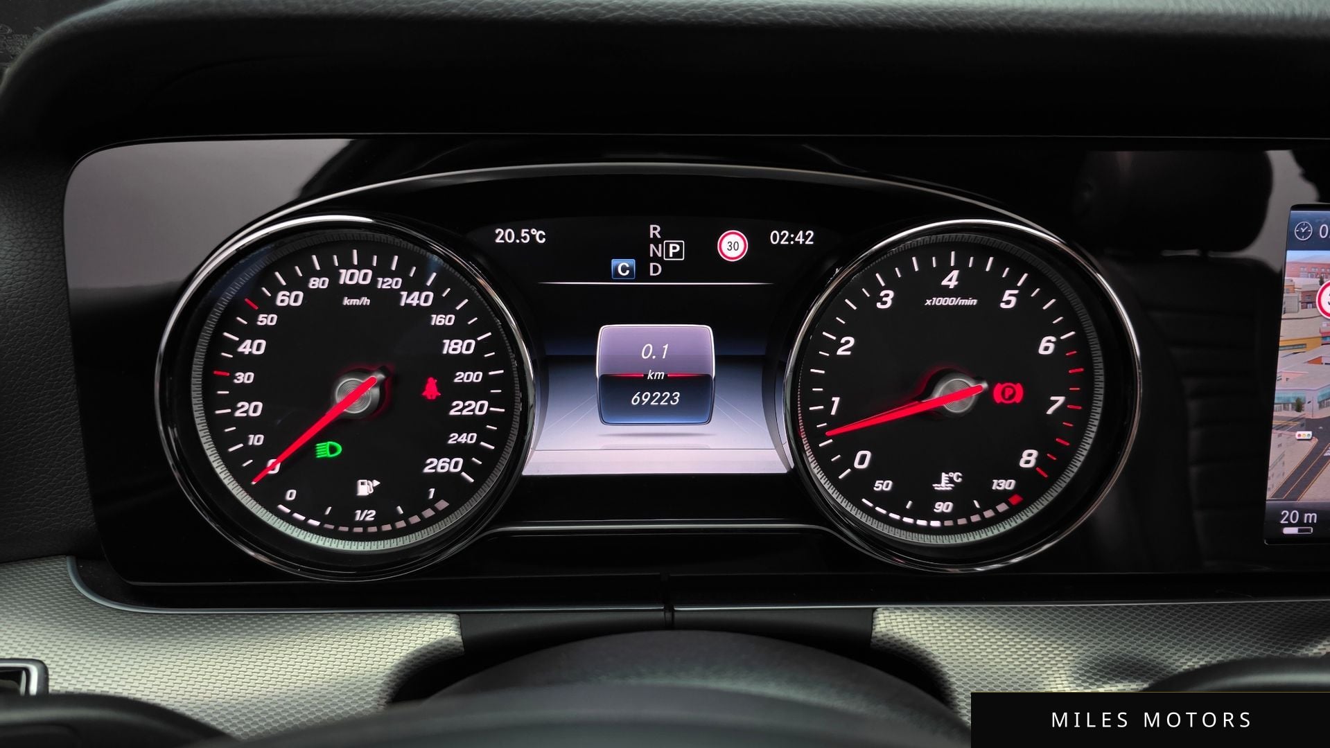 Mercedes-Benz E-클래스 W213 2017 — миниатюра 8