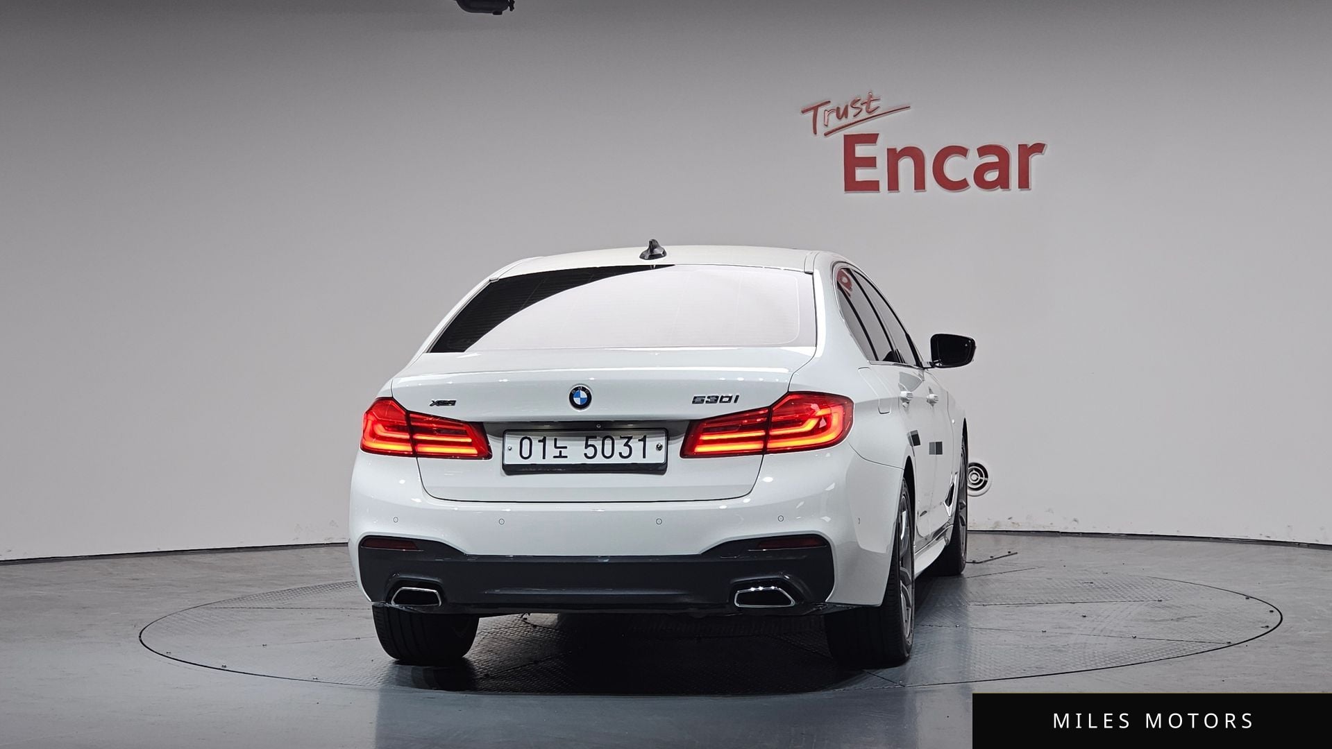 BMW 5시리즈 (G30) 2018 — миниатюра 3
