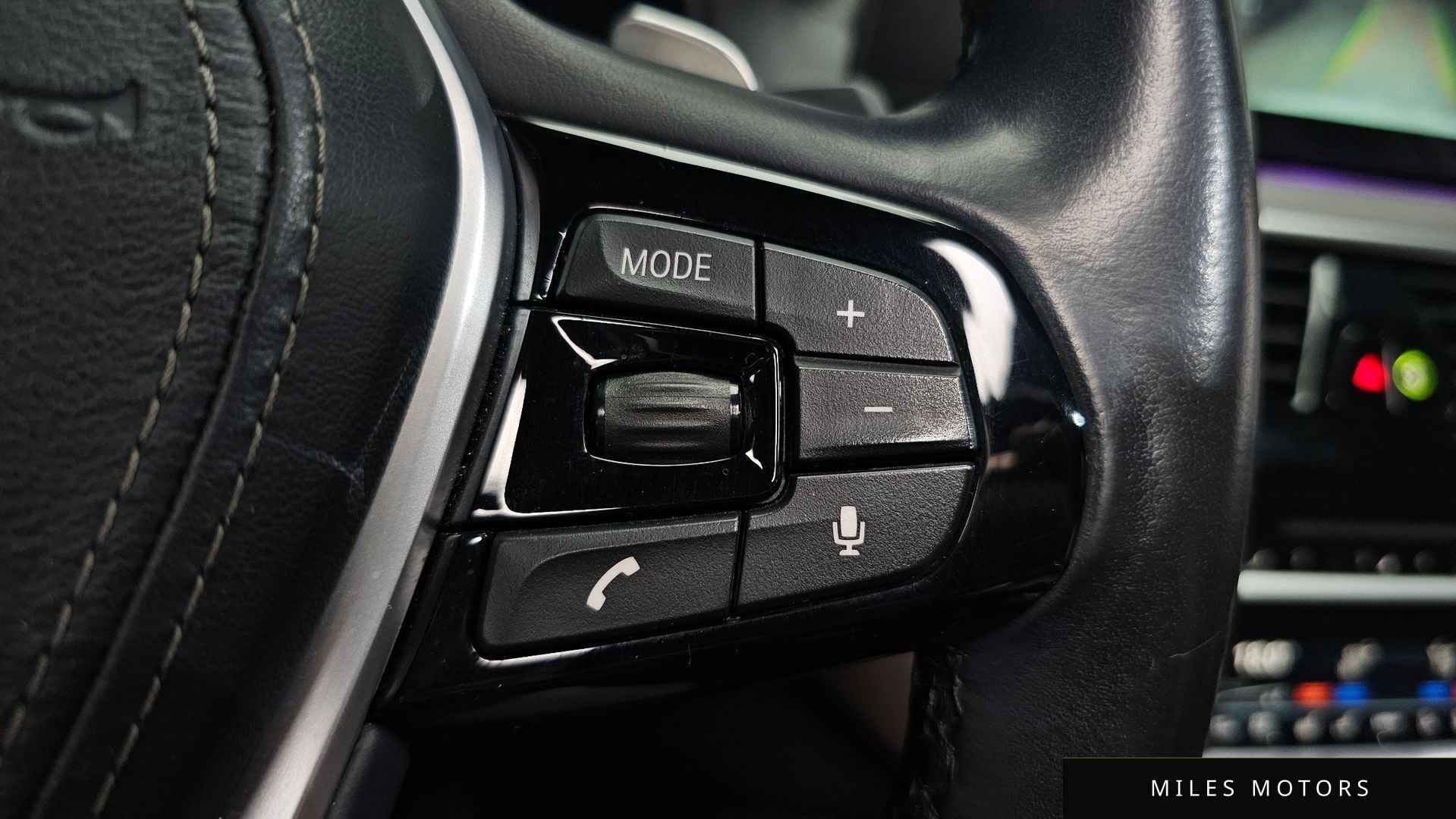 BMW 5시리즈 (G30) 2018 — миниатюра 30