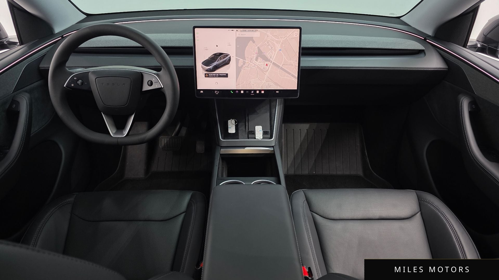 Tesla Model Y 2025 — миниатюра 7