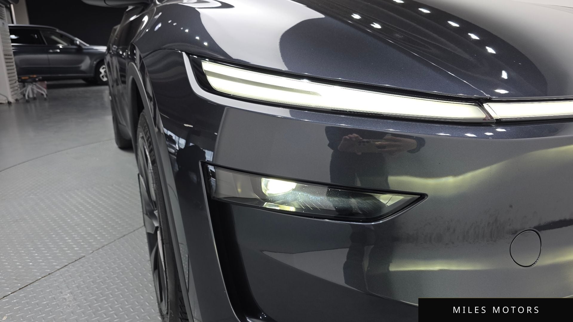 Tesla Model Y 2025 — миниатюра 8
