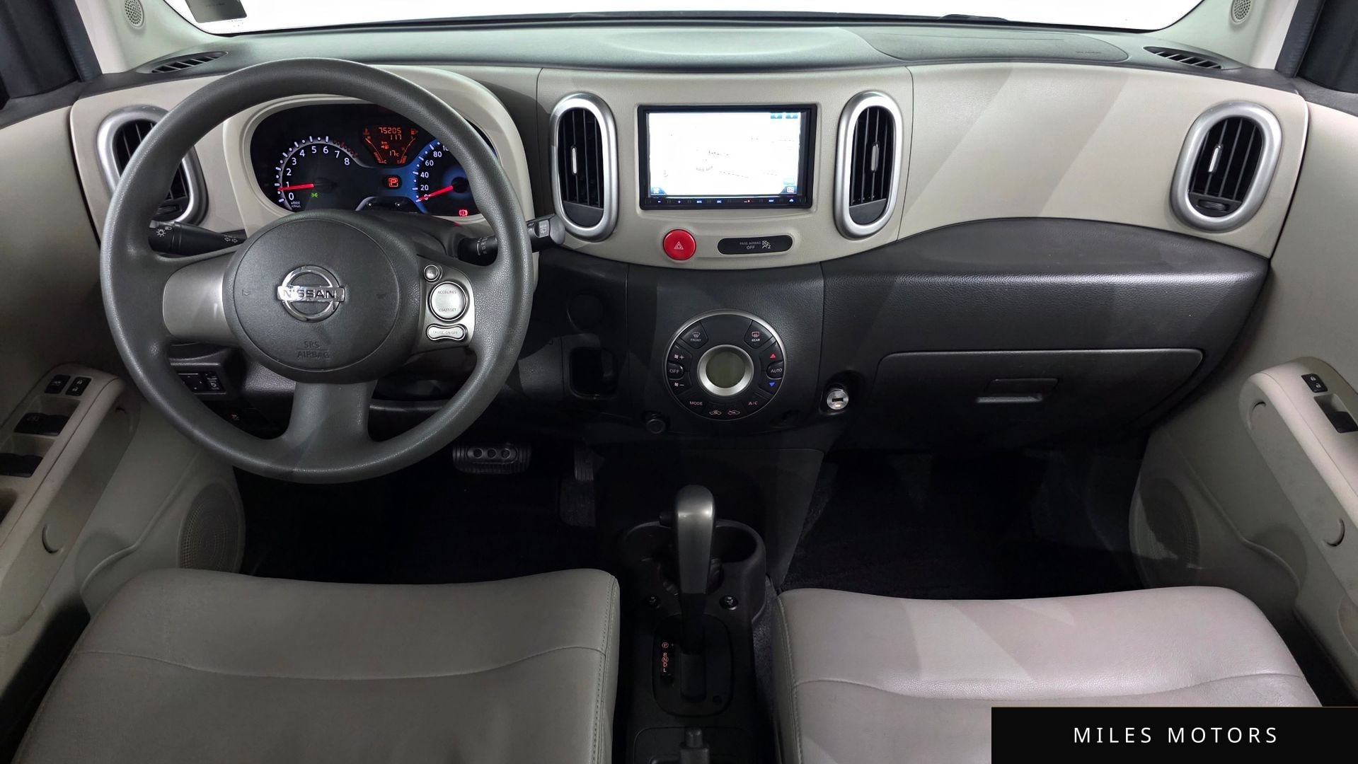Nissan 큐브 2011 — миниатюра 7