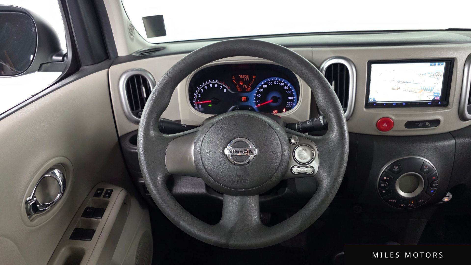 Nissan 큐브 2011 — миниатюра 13