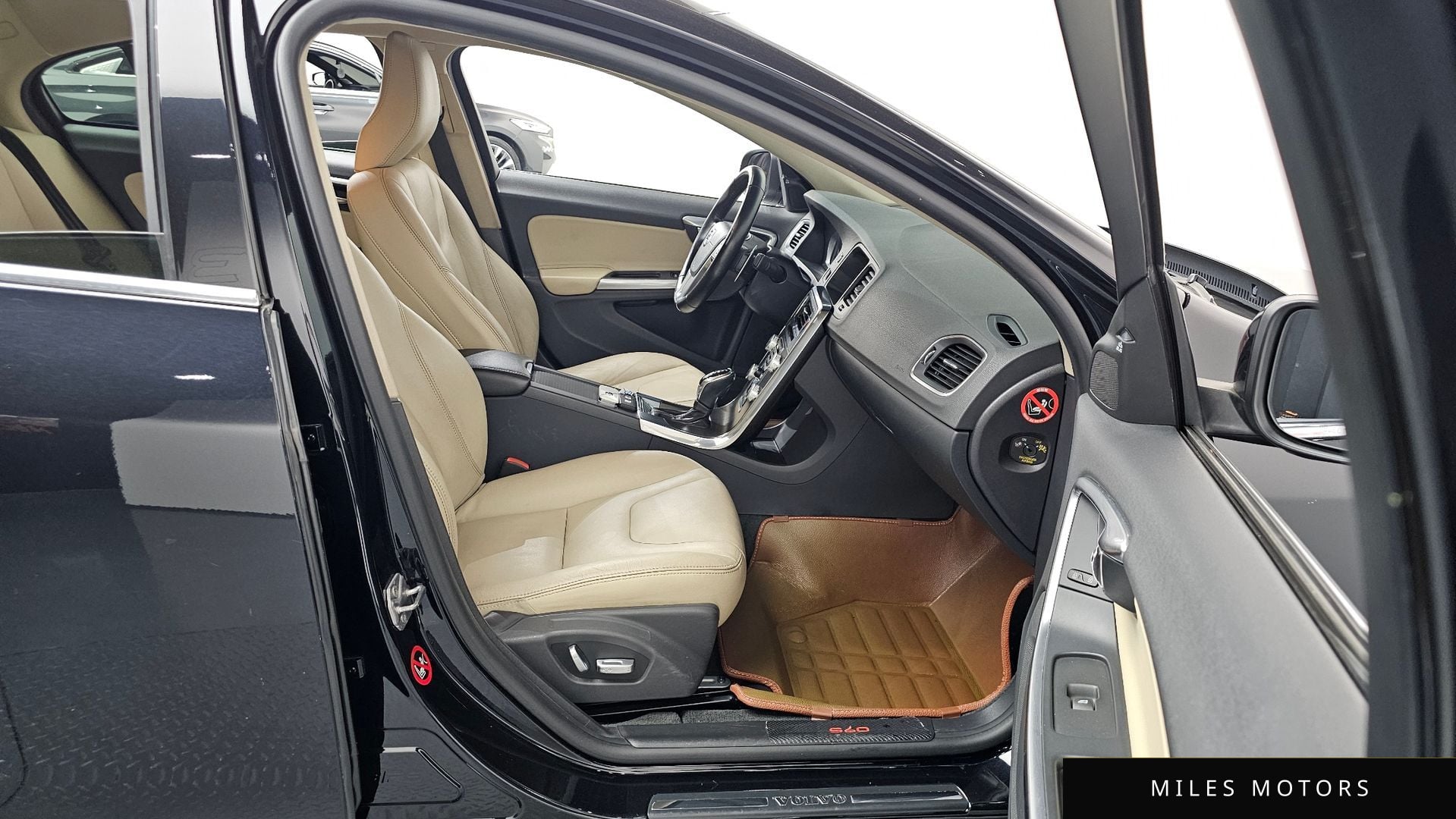 Volvo S60 2015 — миниатюра 11