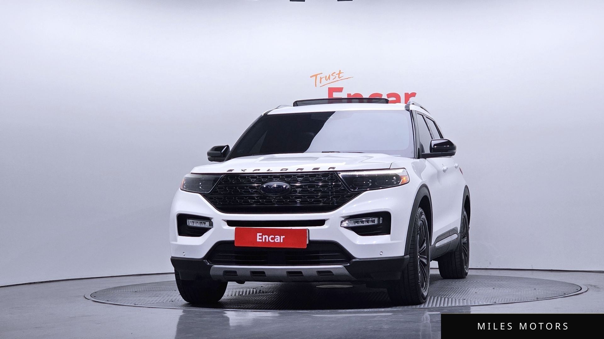 Ford Explorer 2020 — миниатюра 3
