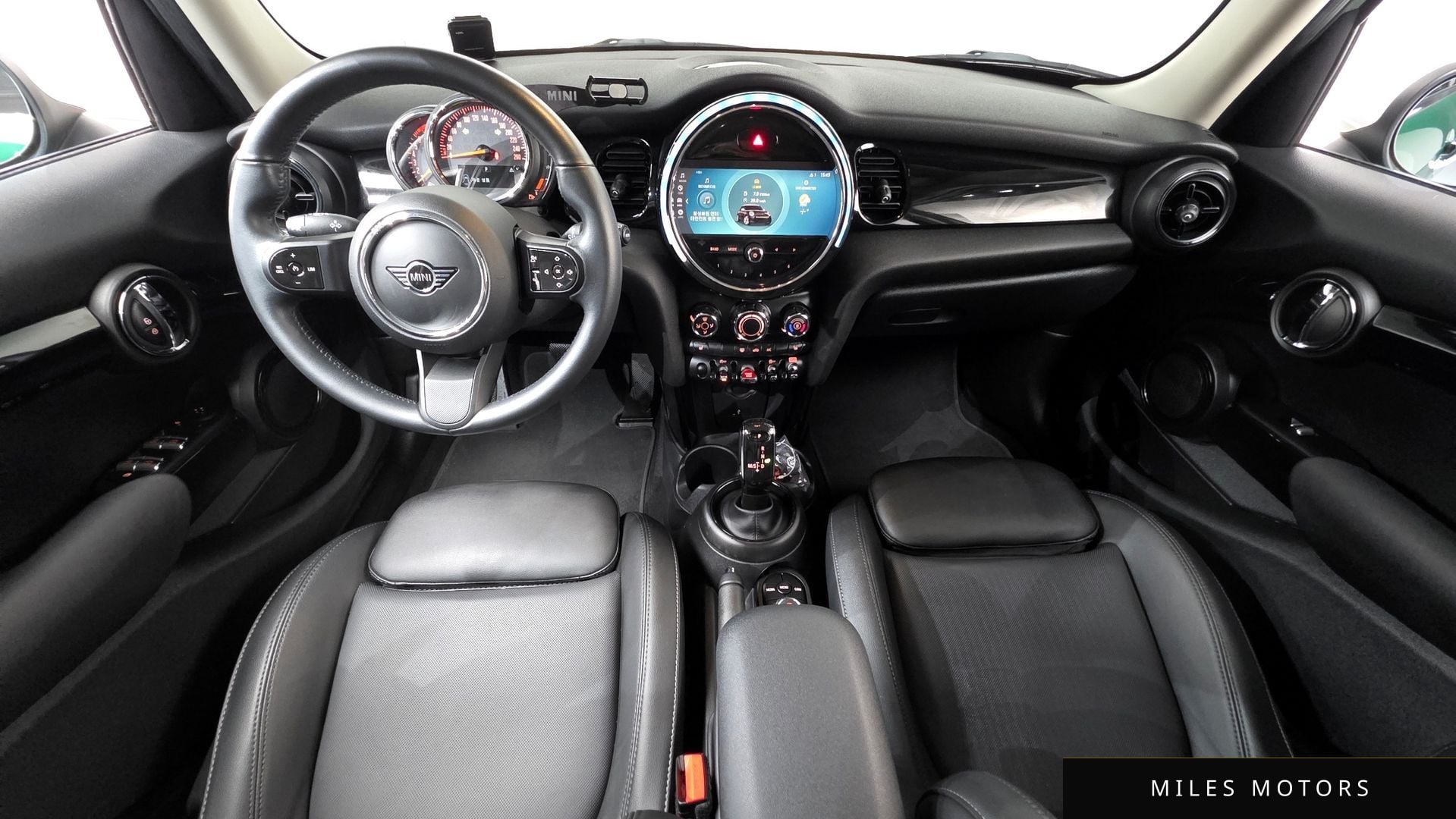 MINI 쿠퍼 2022 — миниатюра 10