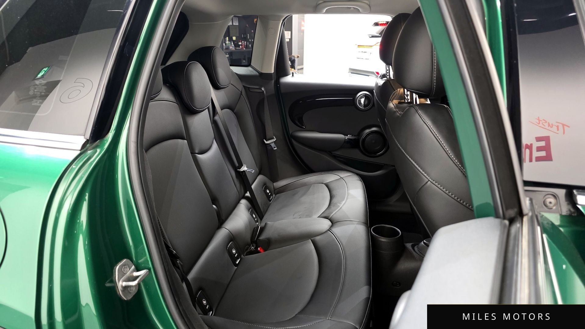 MINI 쿠퍼 2022 — миниатюра 17