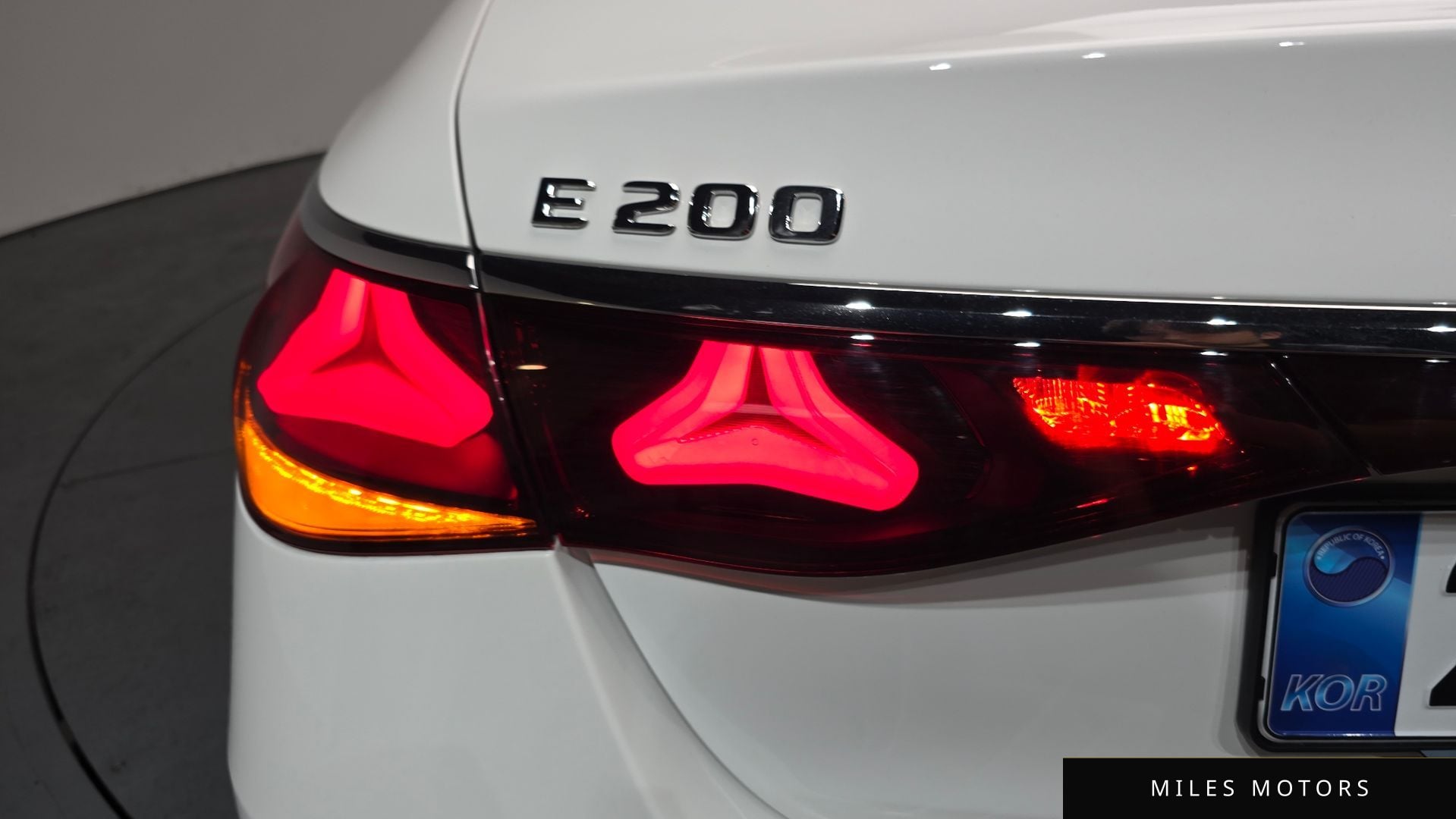 Mercedes-Benz E-Class W214 2026 — миниатюра 8