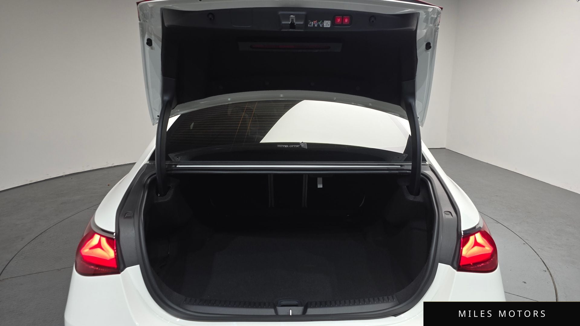 Mercedes-Benz E-Class W214 2026 — миниатюра 27