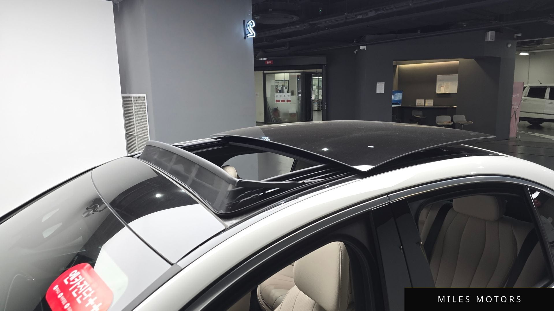 Mercedes-Benz E-Class W214 2026 — миниатюра 28