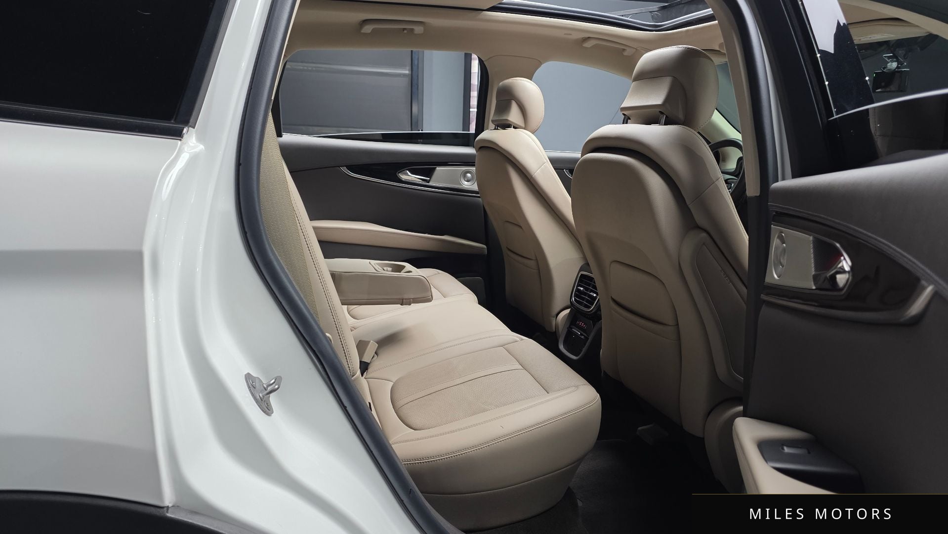 Lincoln 노틸러스 2022 — миниатюра 18