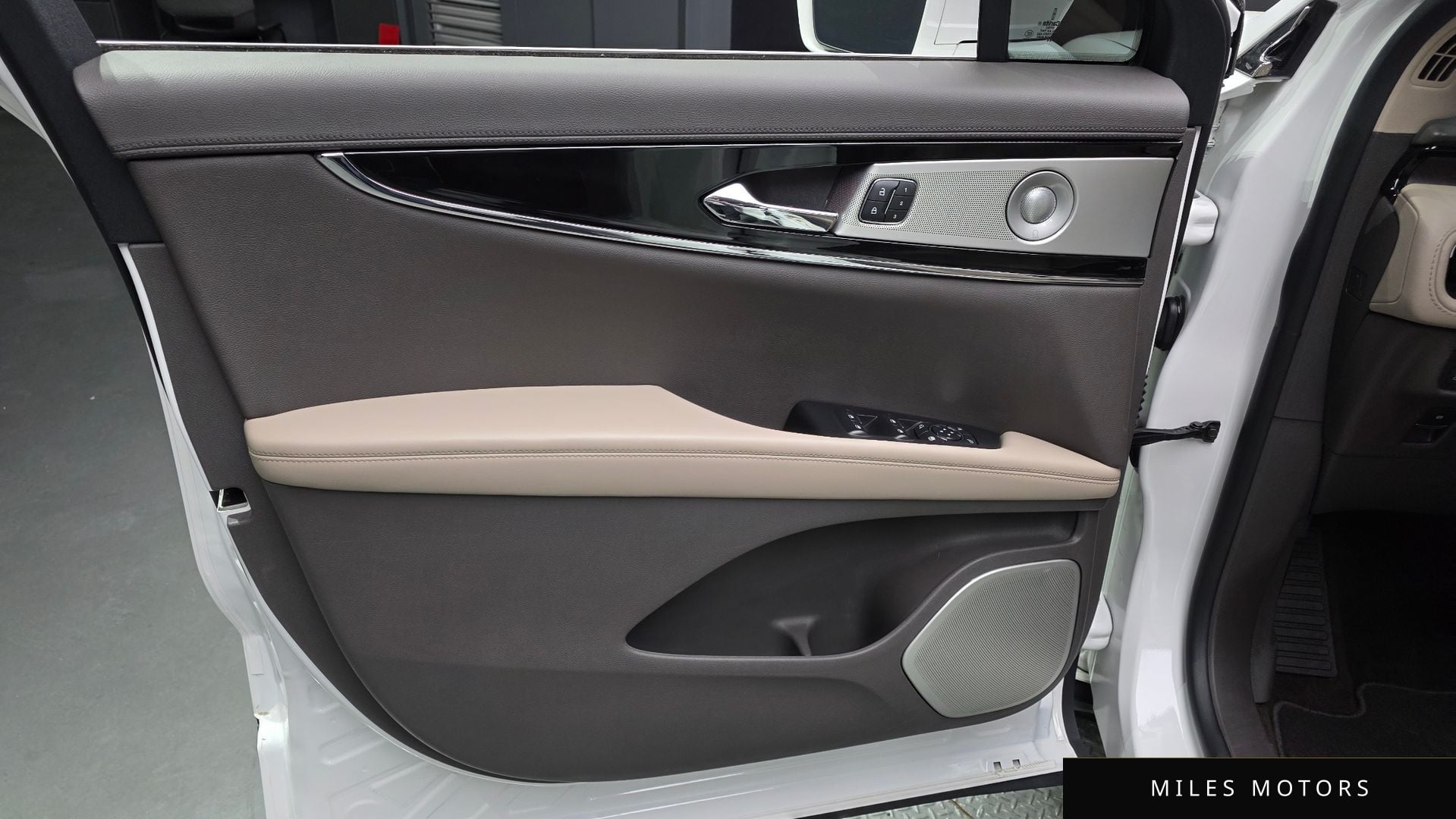 Lincoln 노틸러스 2022 — миниатюра 14