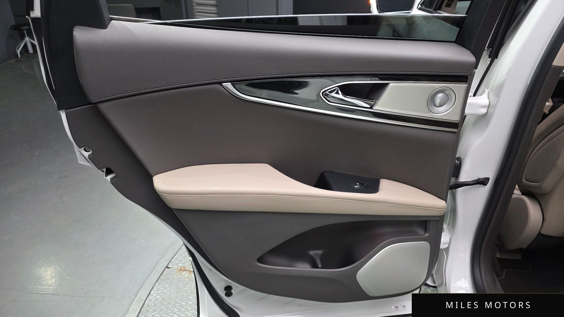 Lincoln 노틸러스 2022 — миниатюра 15