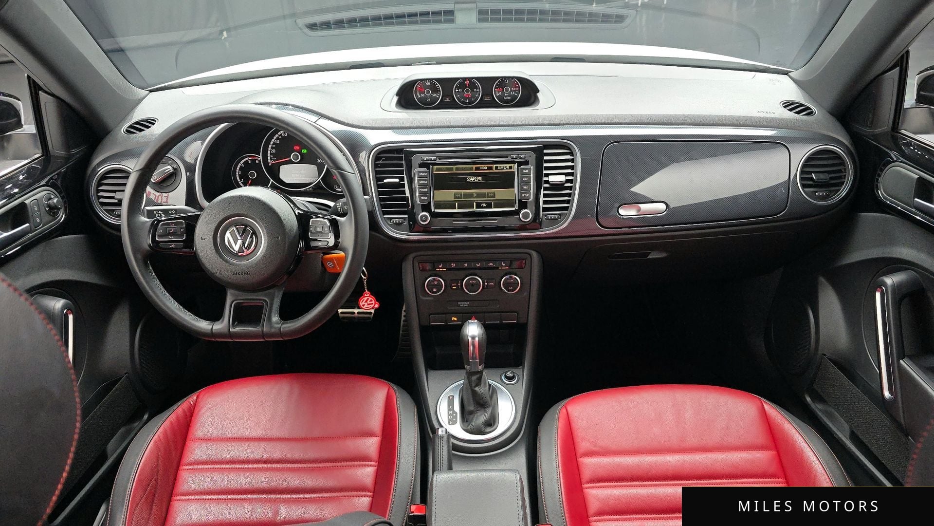 Volkswagen 비틀 2014 — миниатюра 7
