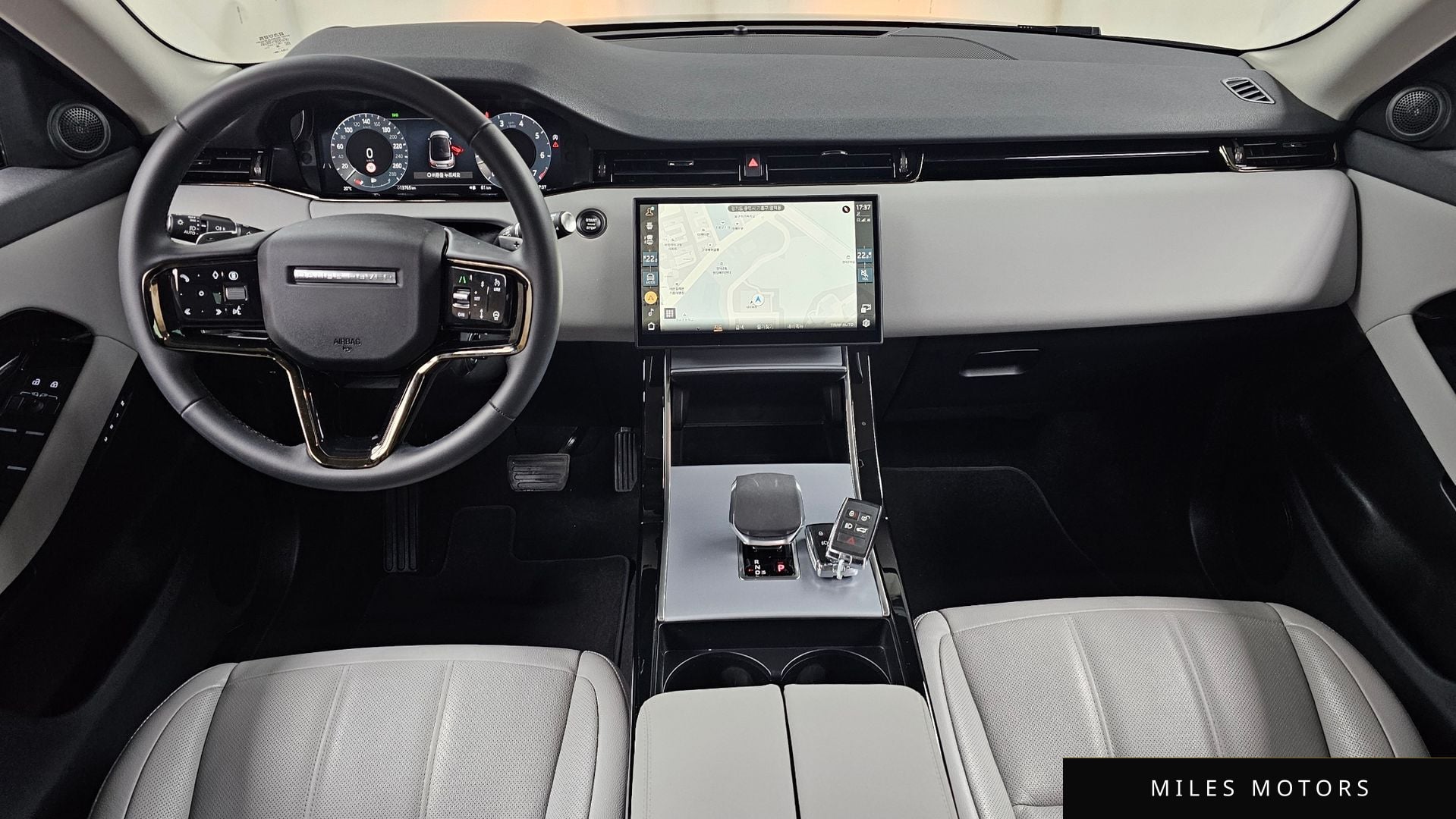 Land Rover Range Rover Evoque 2025 — миниатюра 7