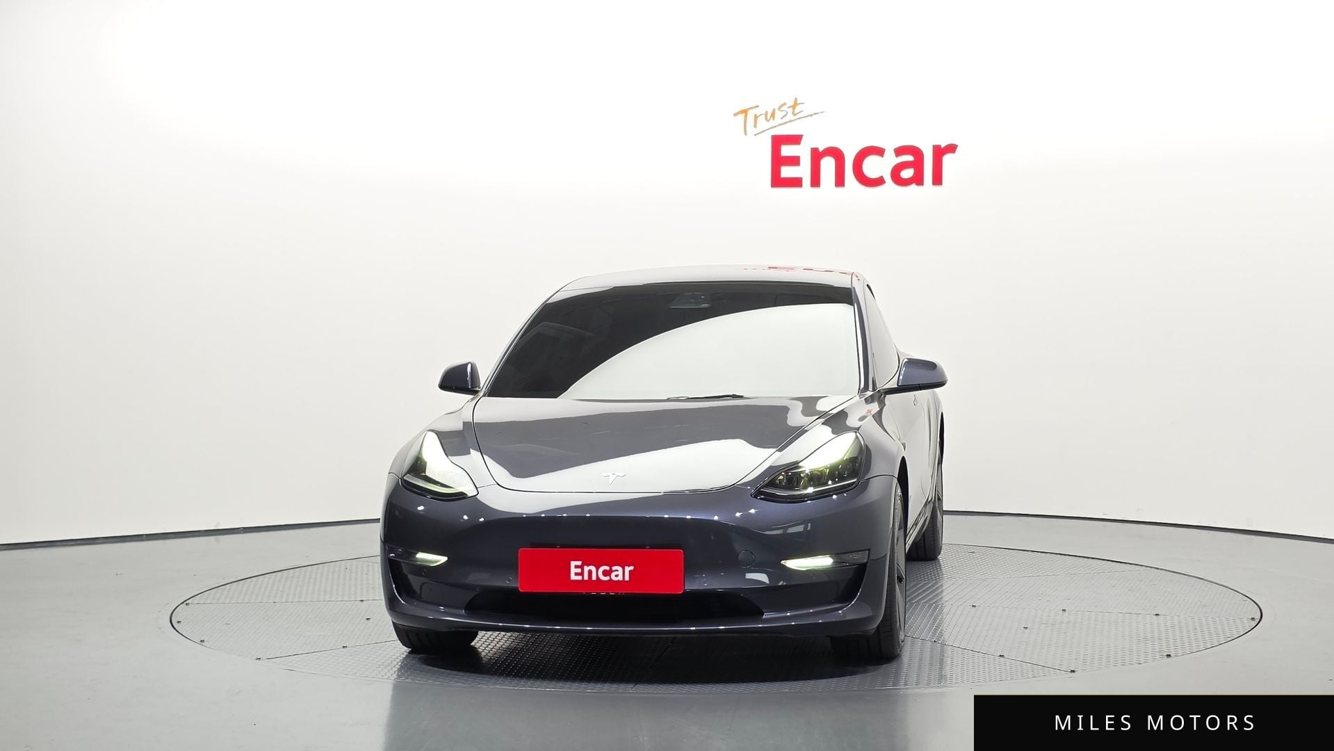 Tesla Model 3 2022 — миниатюра 3