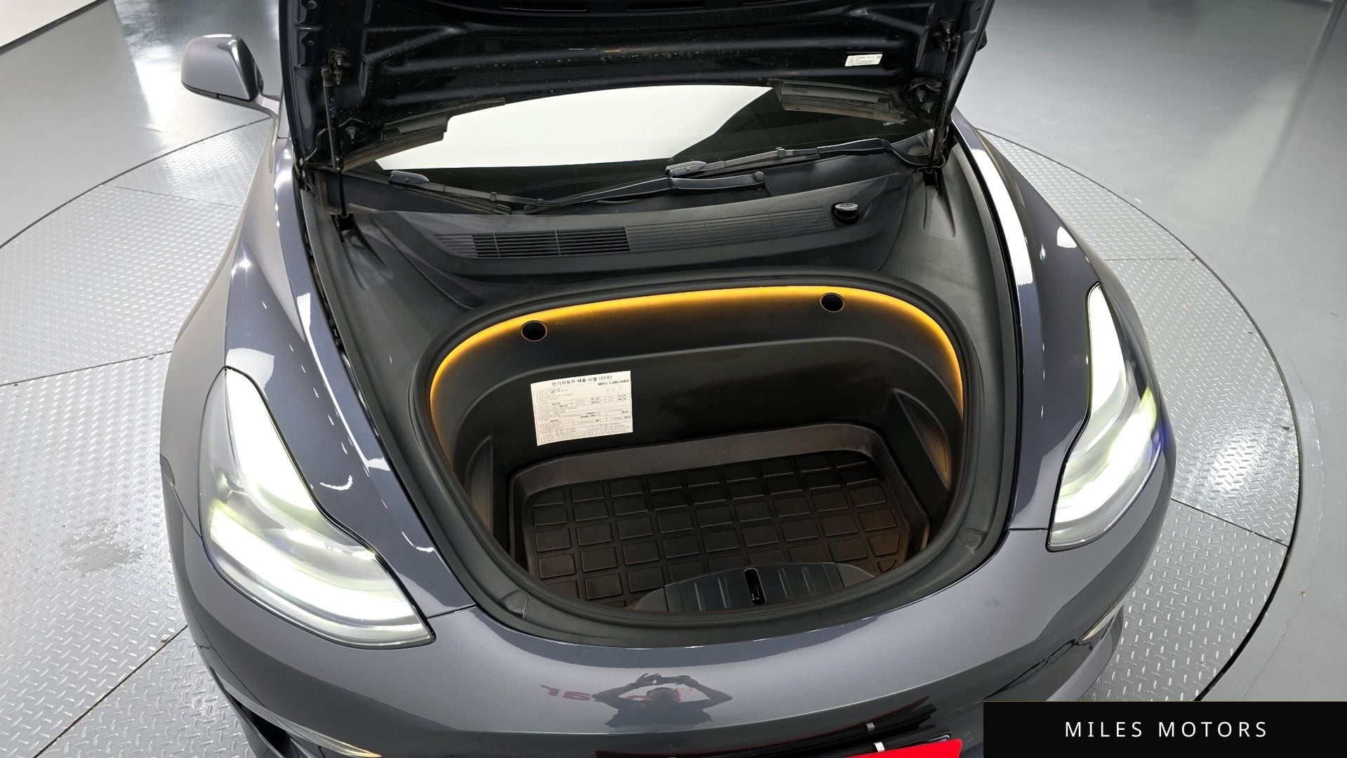 Tesla Model 3 2022 — миниатюра 6