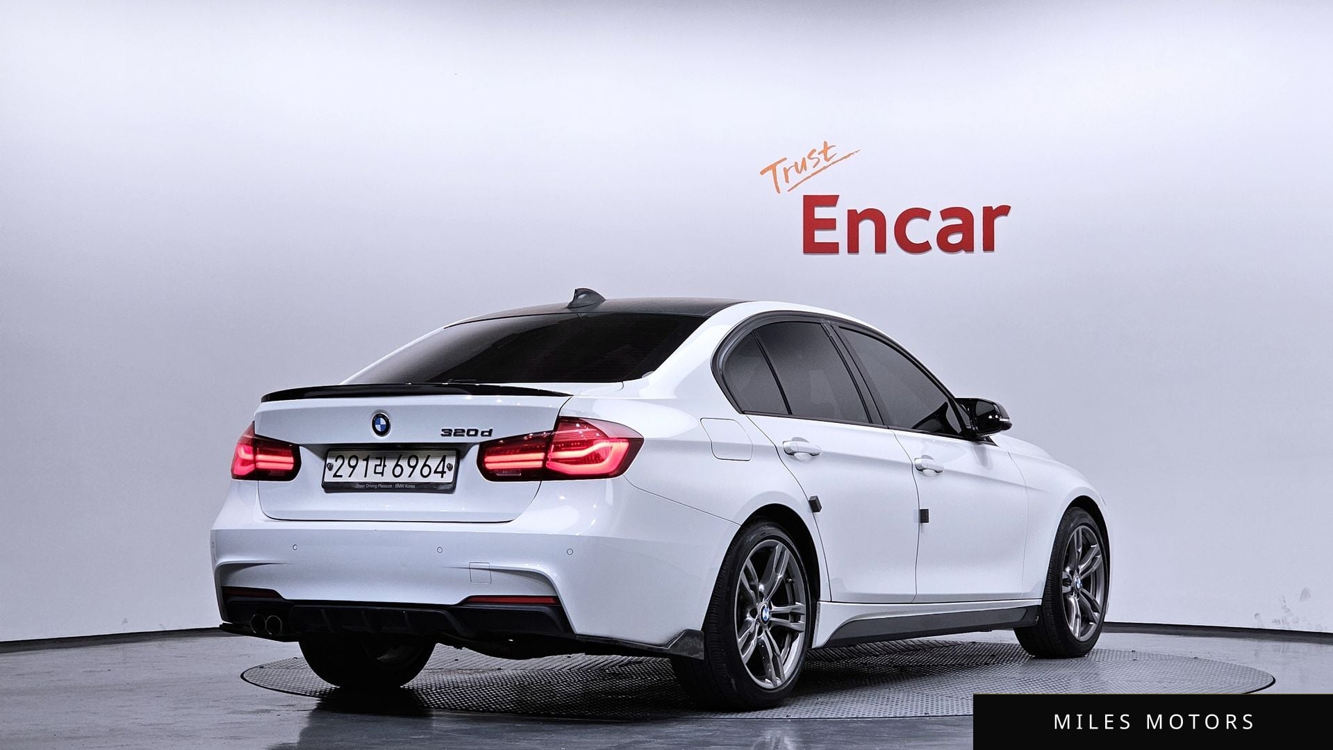 BMW 3 Series (F30) 2018 — миниатюра 2