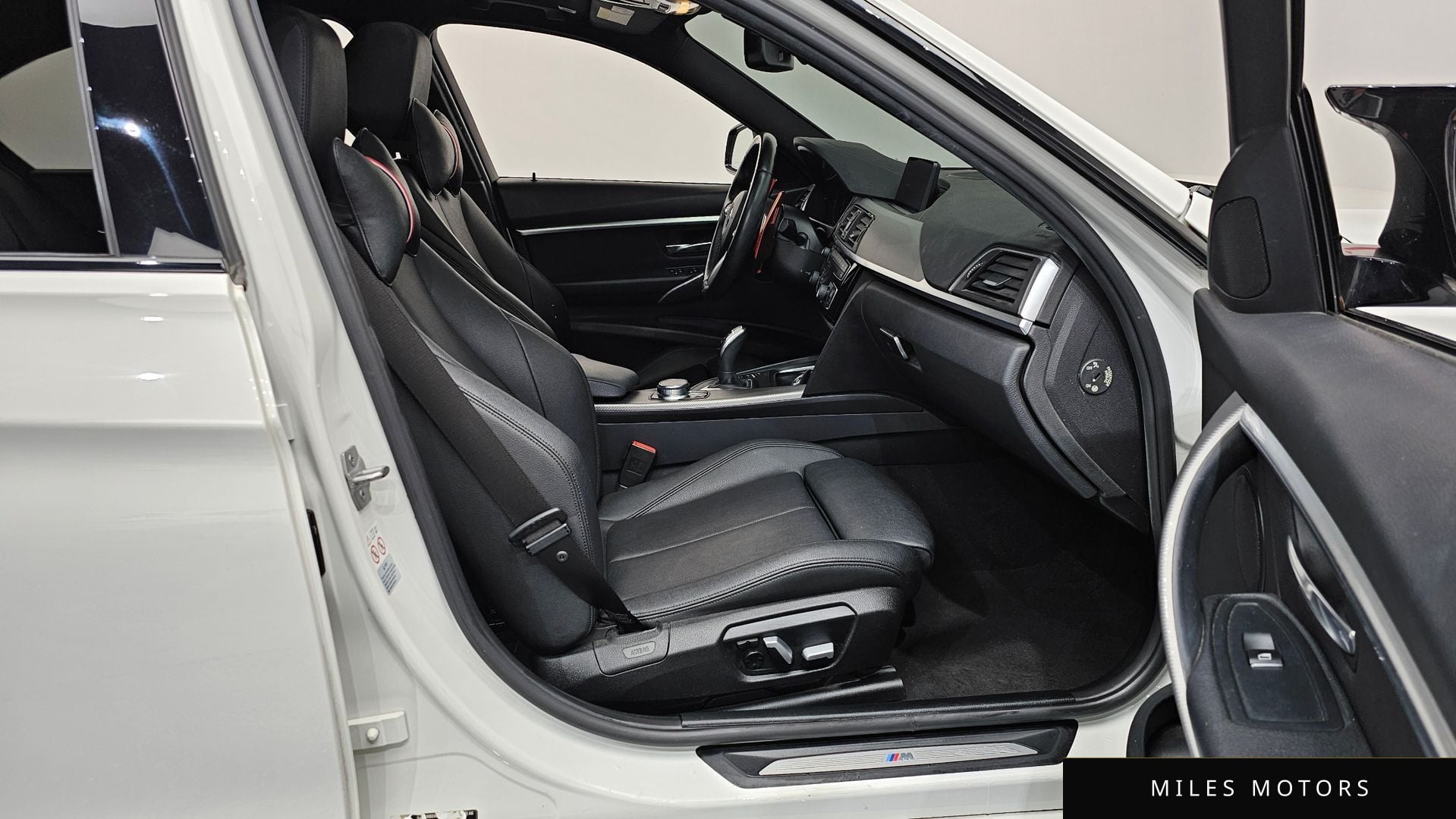 BMW 3 Series (F30) 2018 — миниатюра 11
