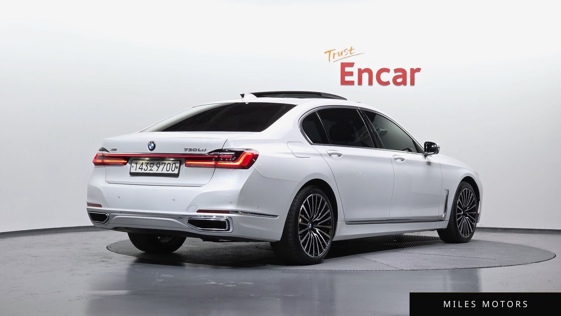 BMW 7 Series (G11) 2020 — фото 1 из 12
