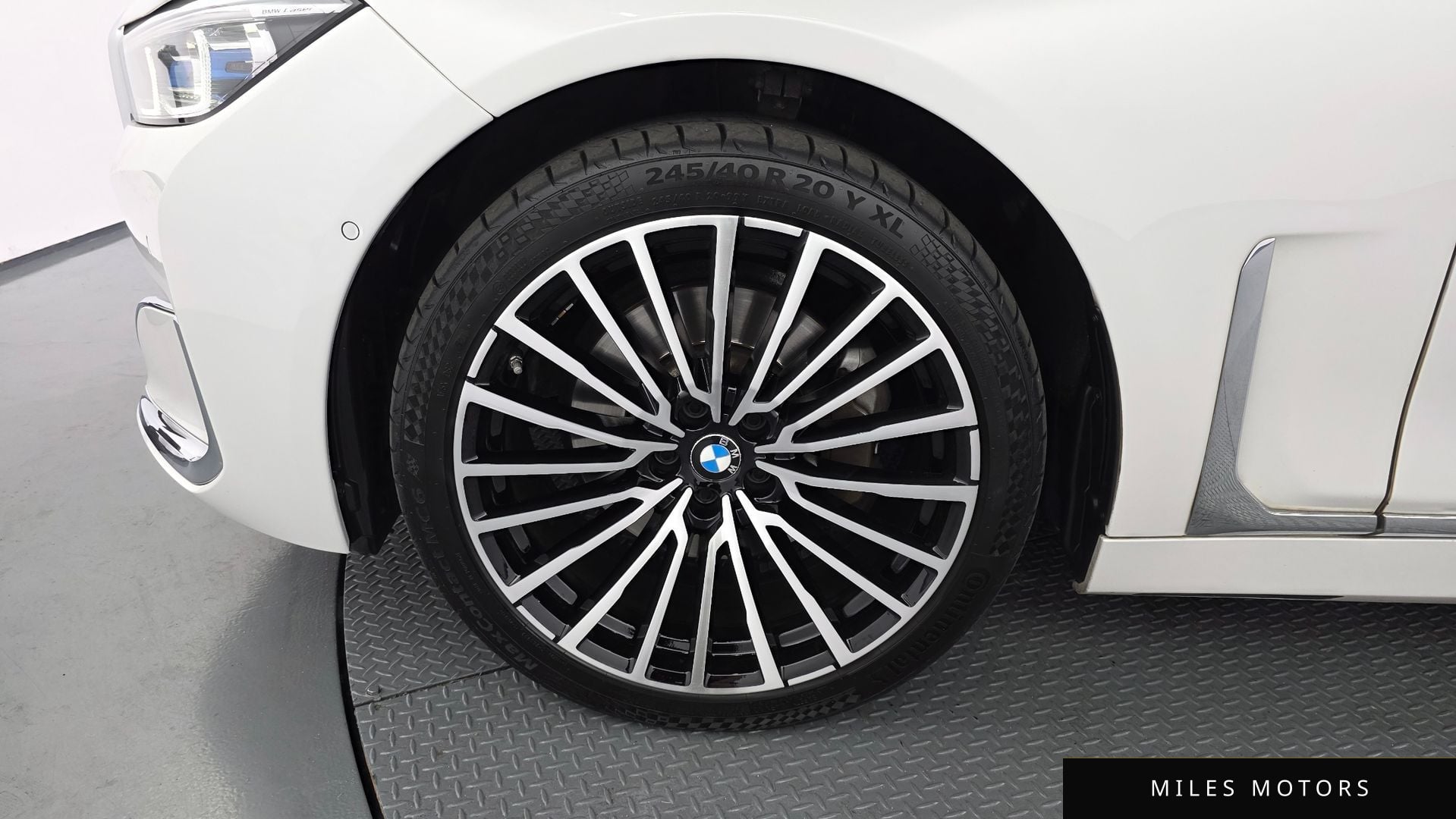 BMW 7 Series (G11) 2020 — миниатюра 4