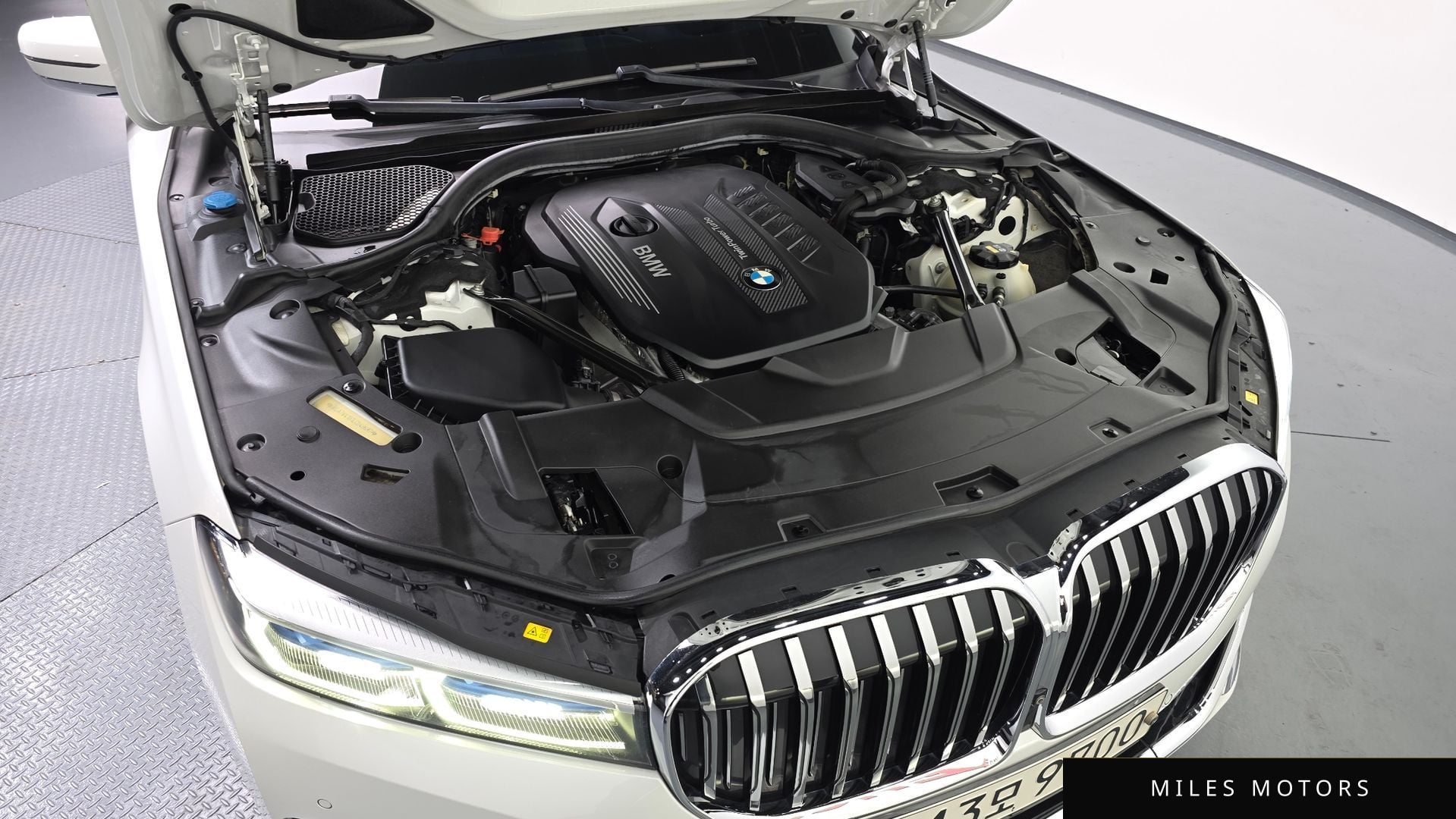 BMW 7 Series (G11) 2020 — миниатюра 5