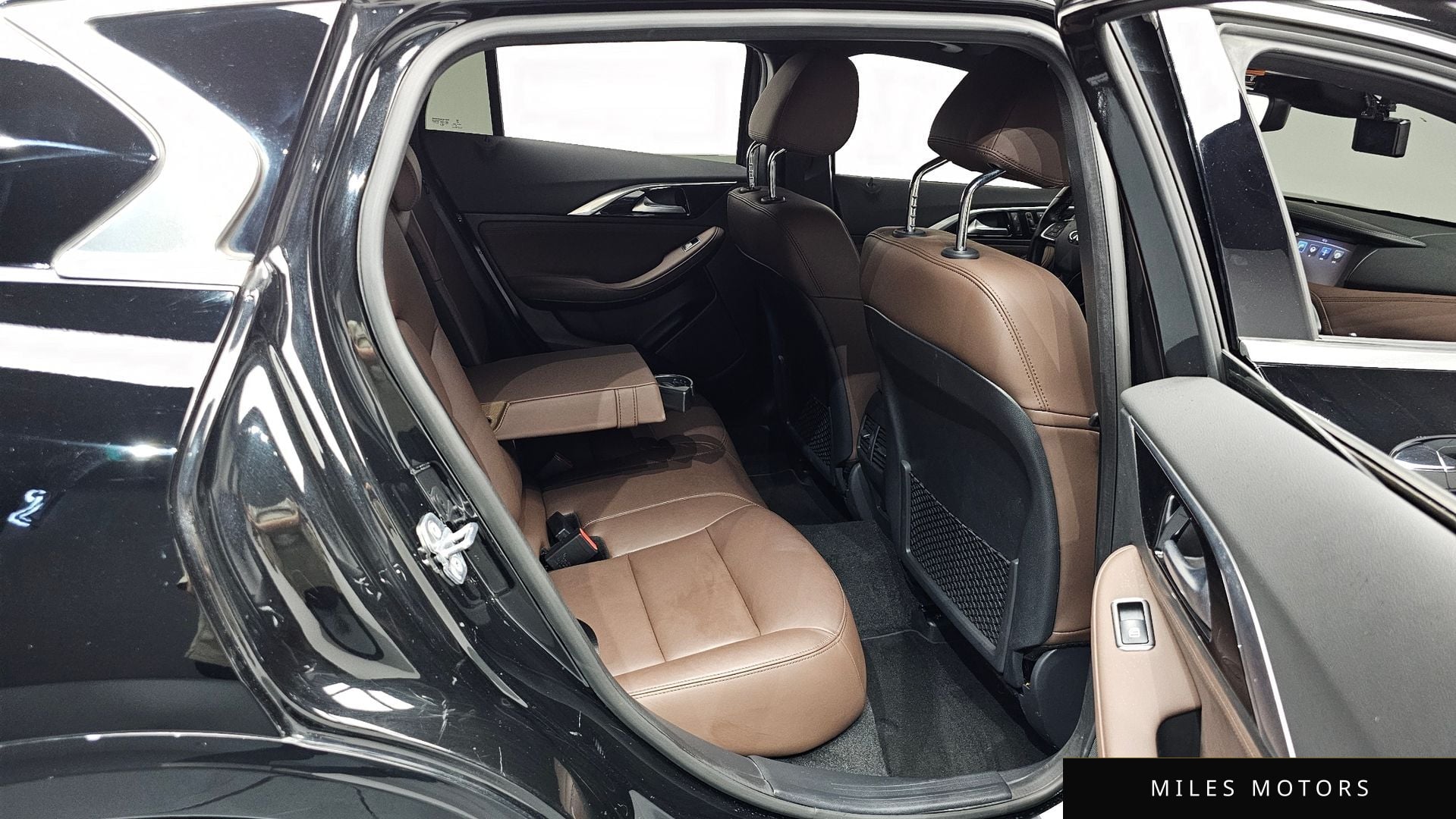 Infiniti Q30 2019 — миниатюра 17