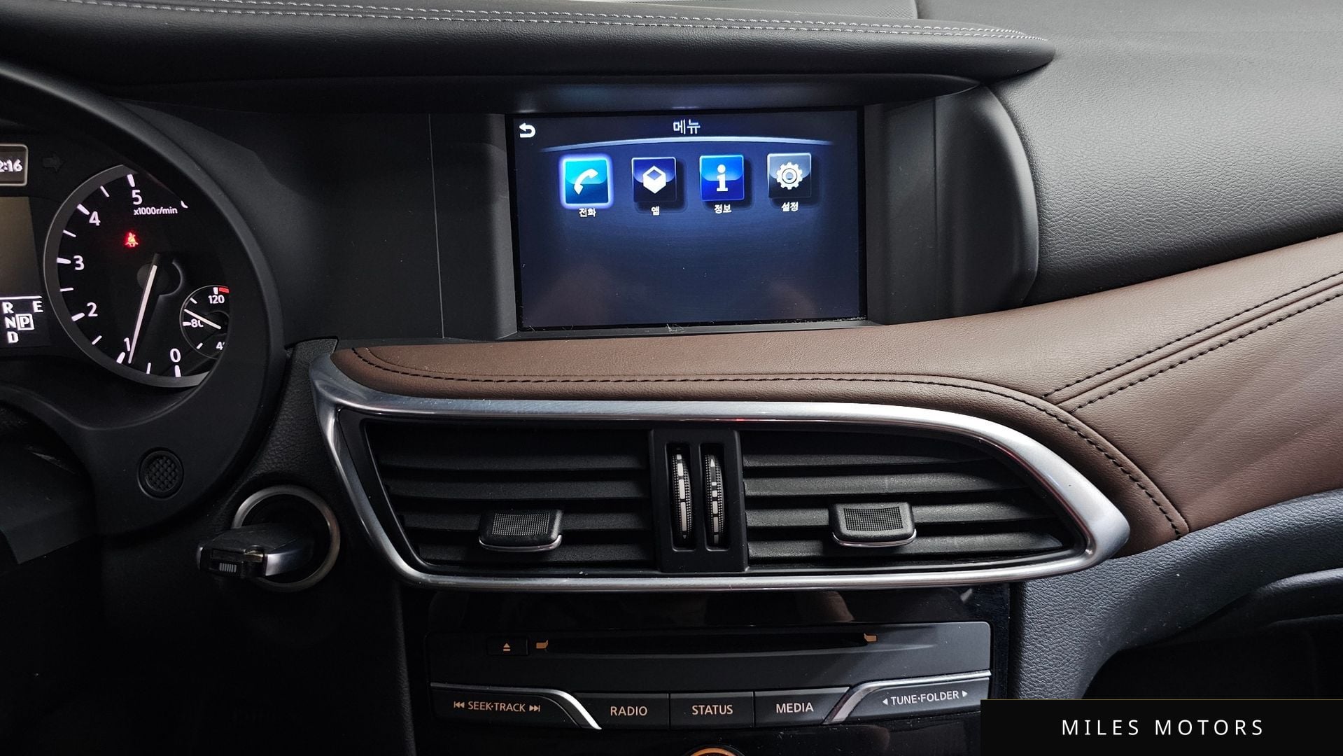 Infiniti Q30 2019 — миниатюра 19