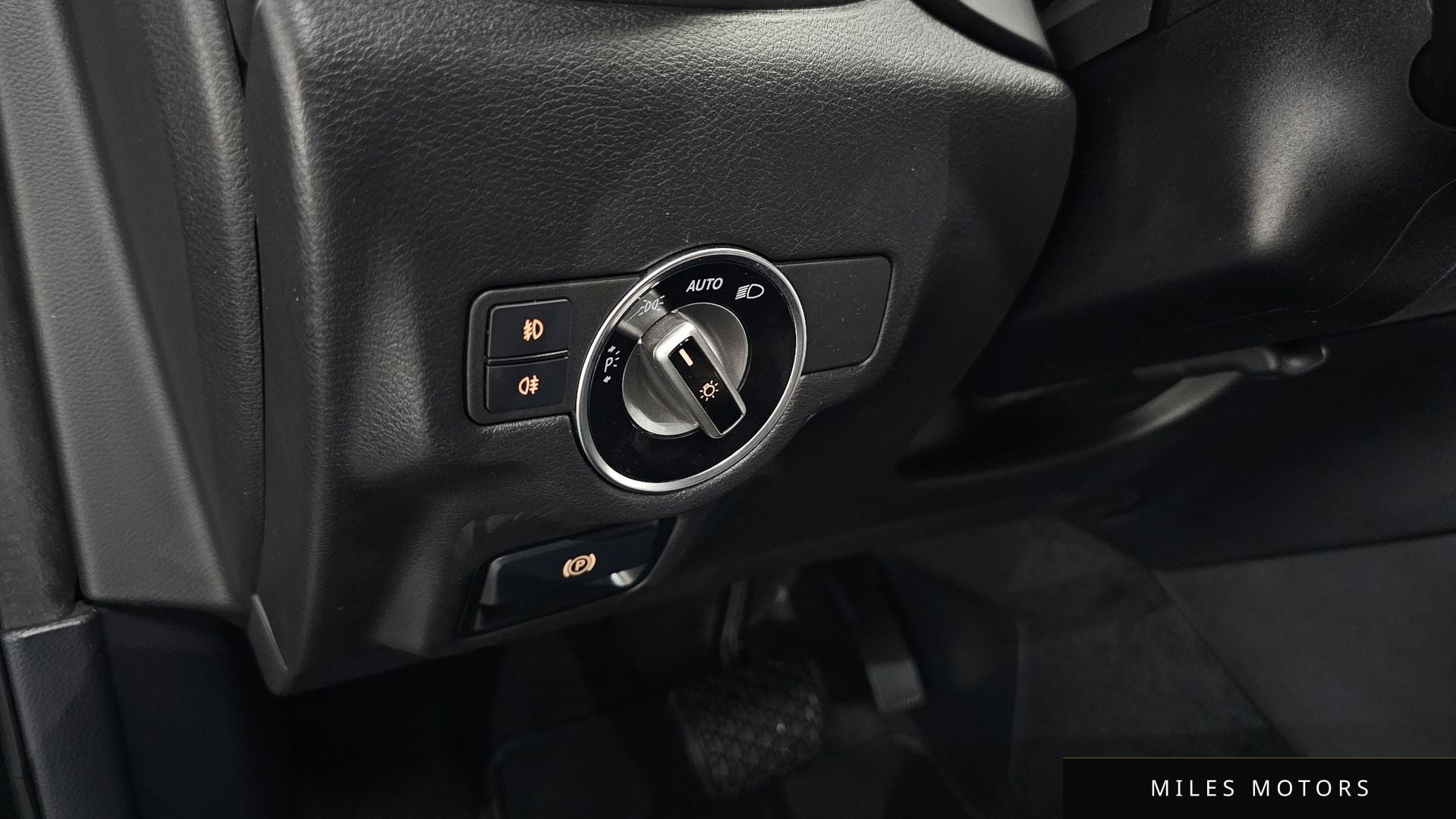 Infiniti Q30 2019 — миниатюра 22