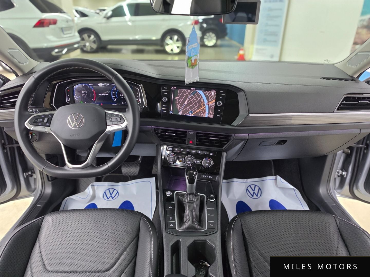 Volkswagen Jetta 2024 — миниатюра 7