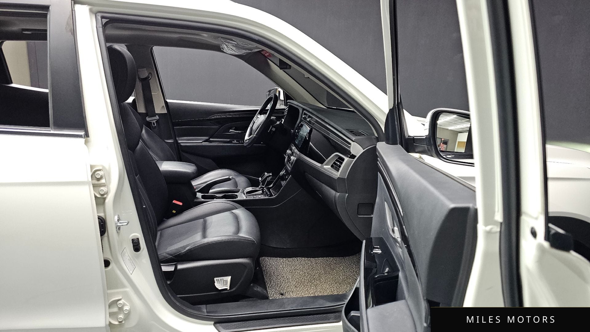 KG Mobility Beautiful Korando 2019 — миниатюра 11