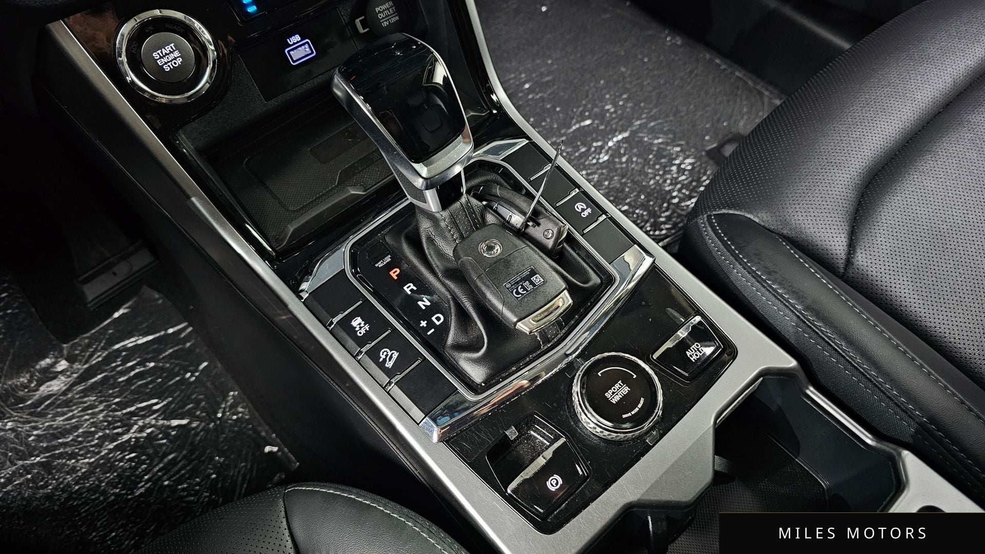 KG Mobility Beautiful Korando 2025 — миниатюра 9