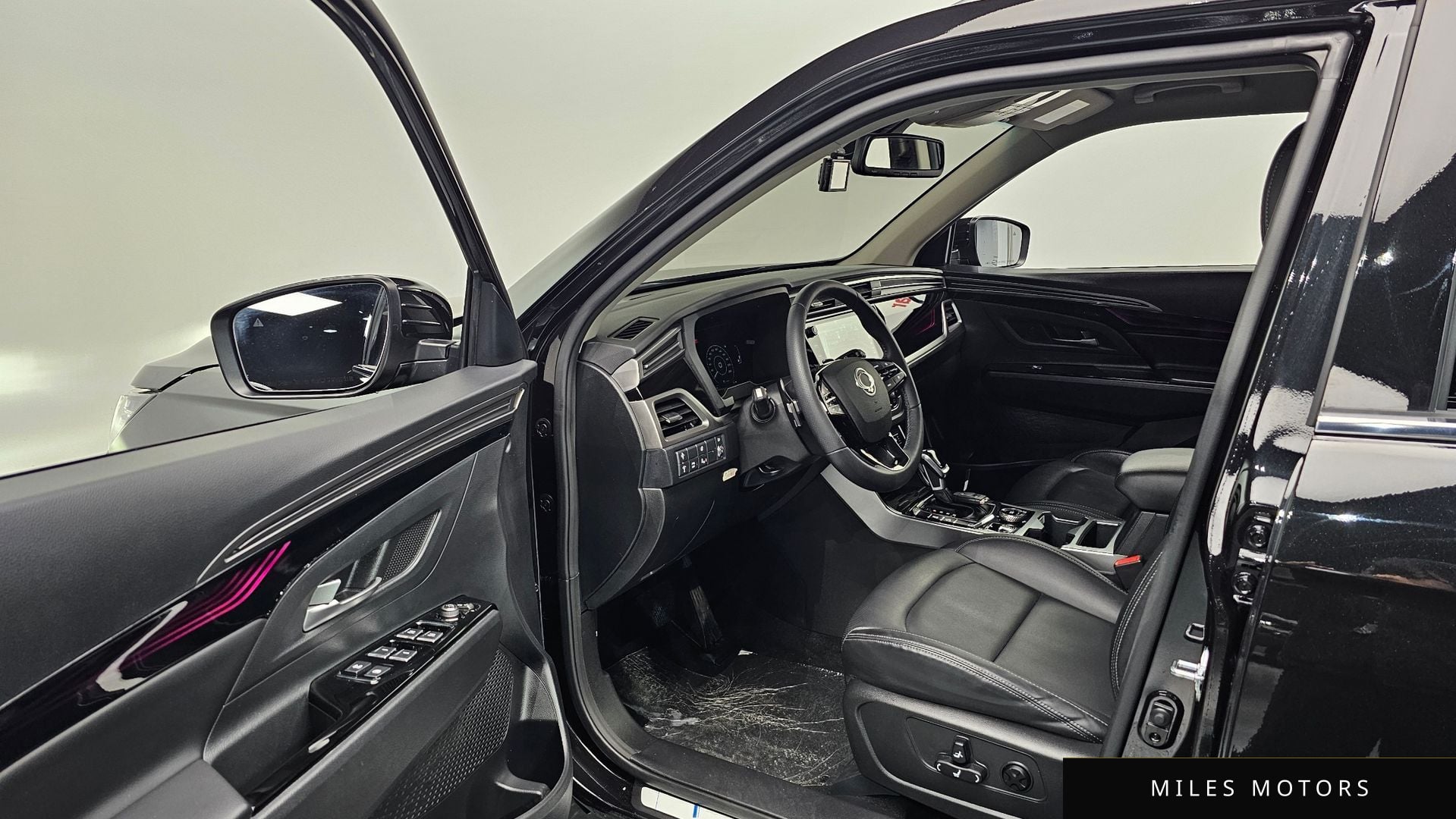 KG Mobility Beautiful Korando 2025 — миниатюра 10