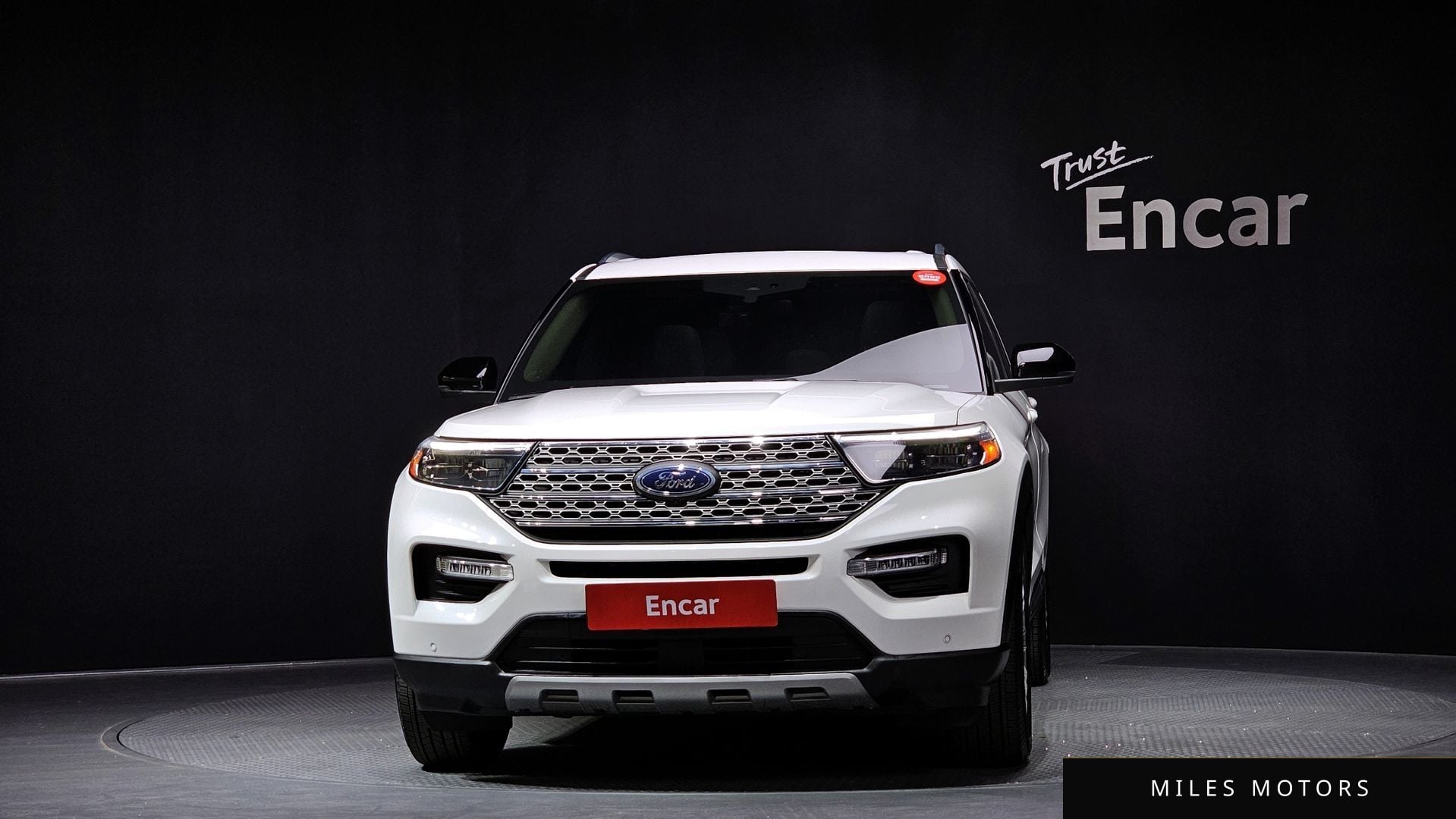 Ford Explorer 2023 — миниатюра 3