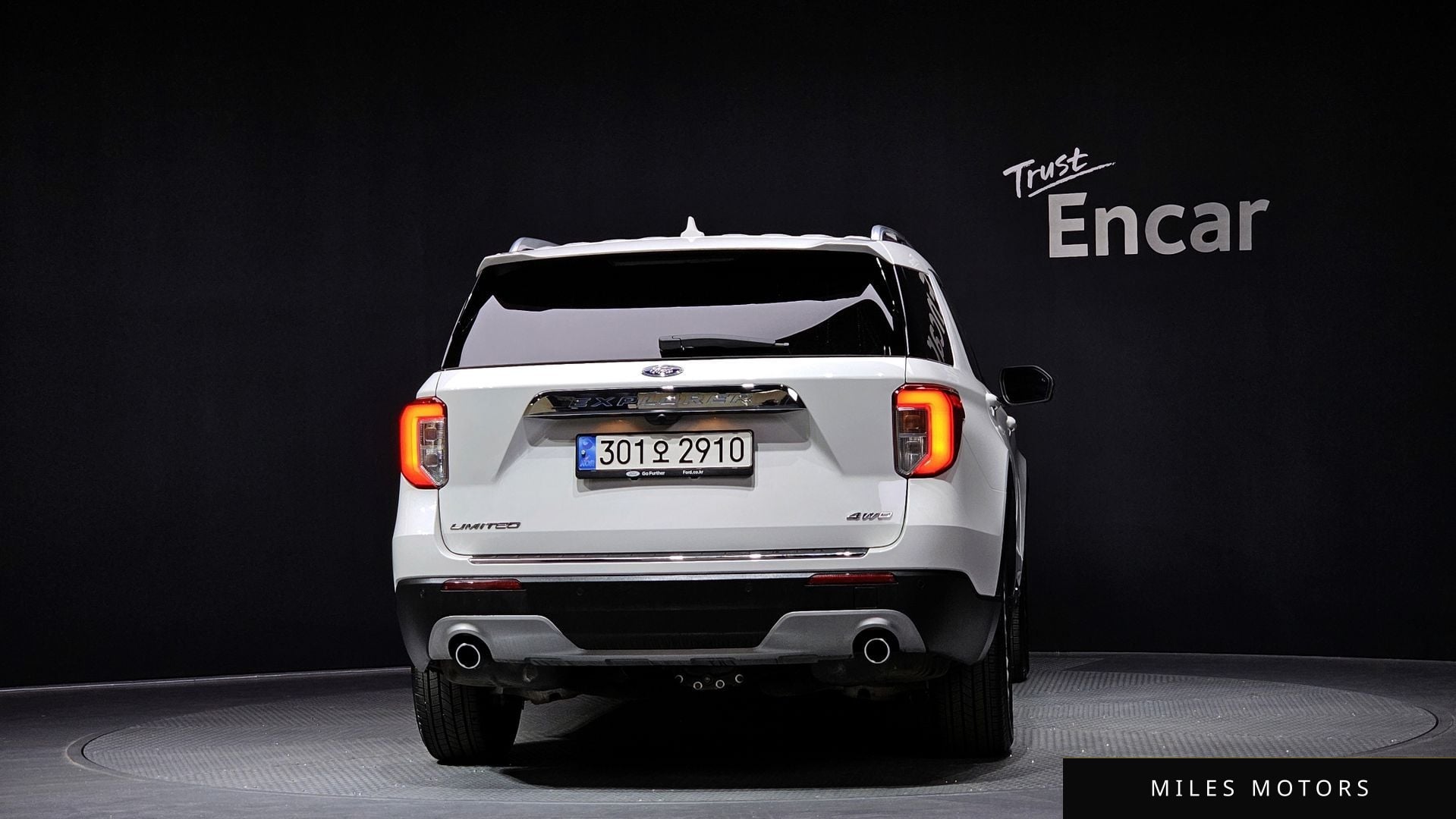 Ford Explorer 2023 — миниатюра 4